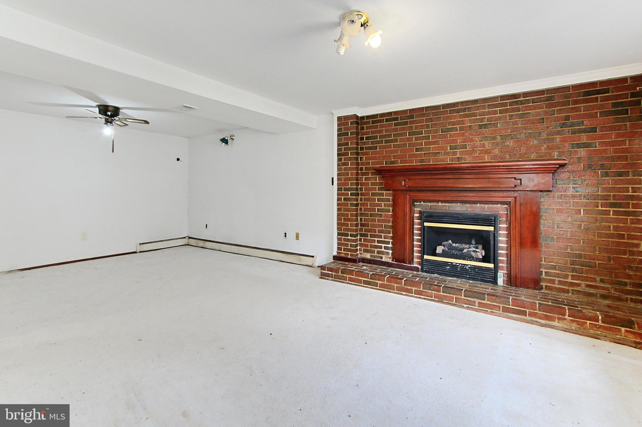 DALE CITY - Residential