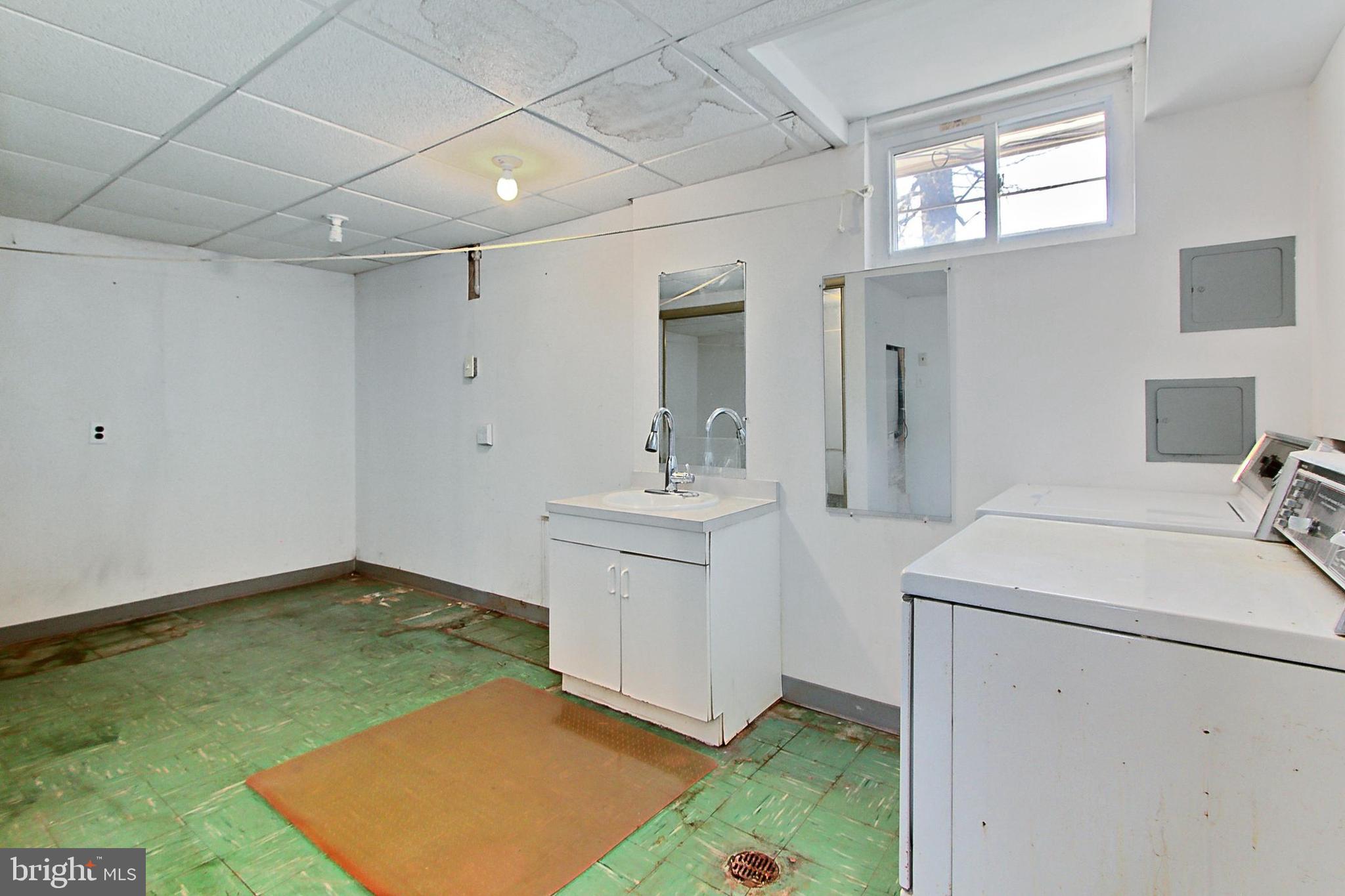 DALE CITY - Residential