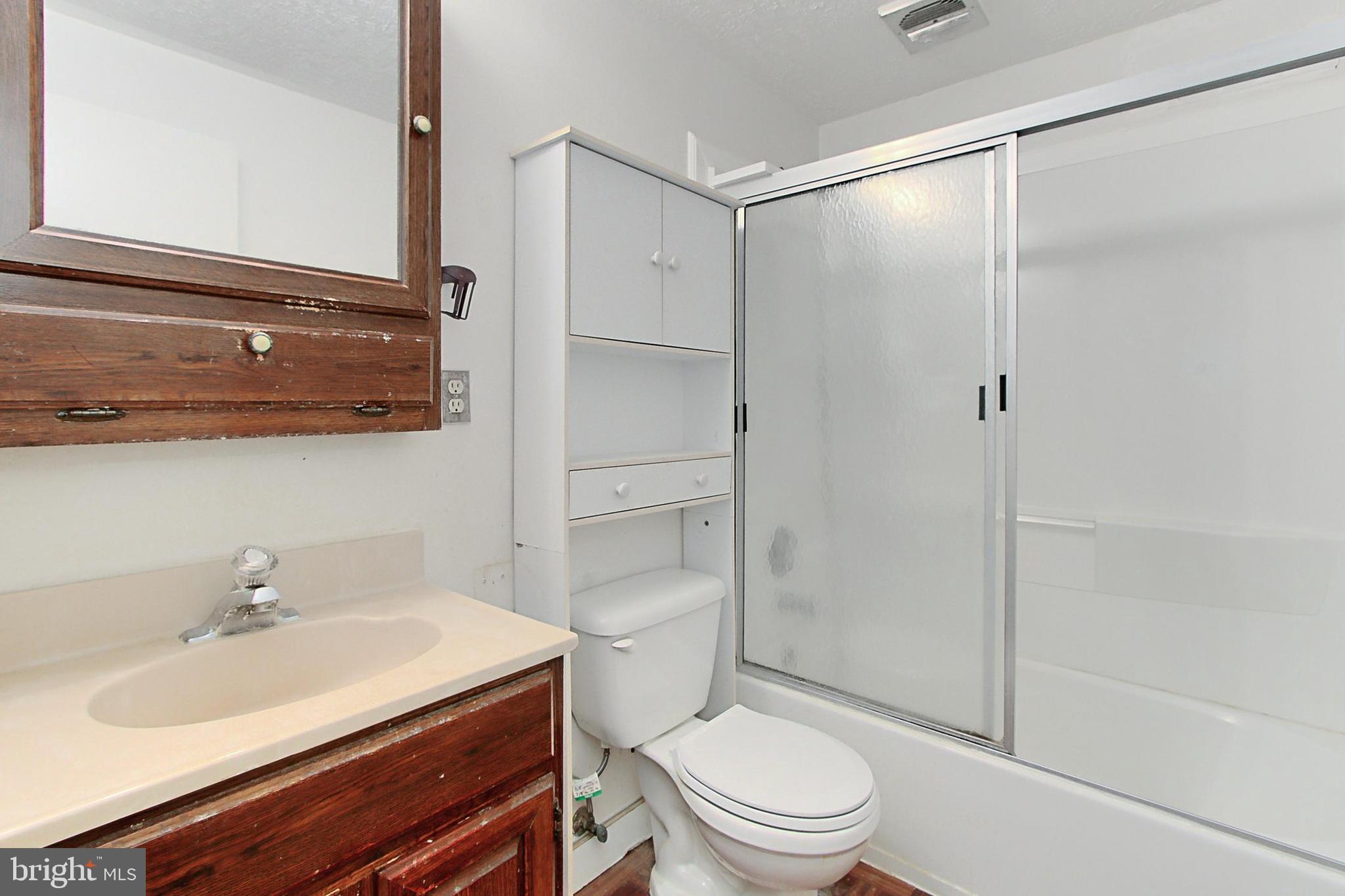 DALE CITY - Residential