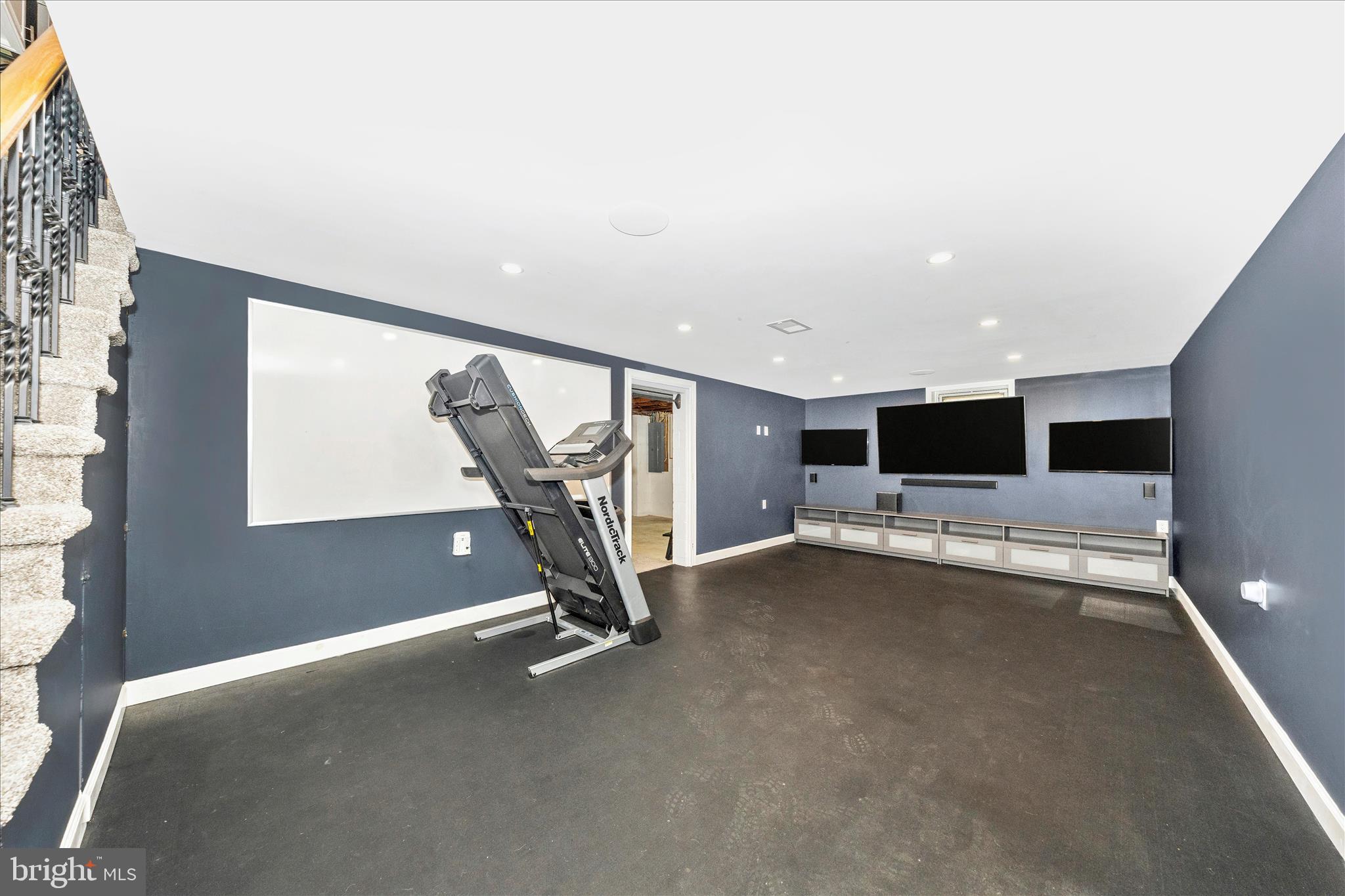 ROCK CREEK ESTATES - Residential