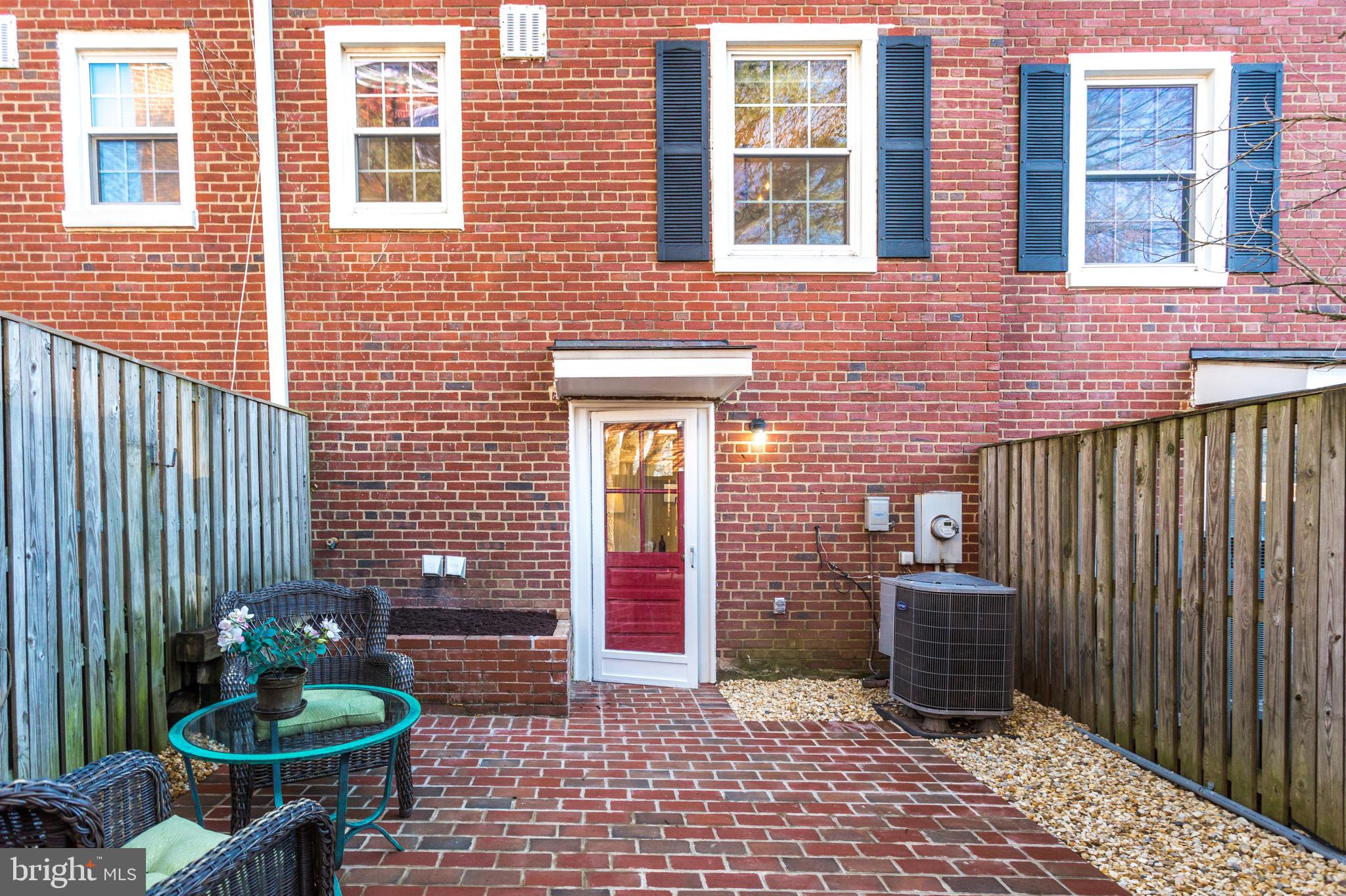 FAIRLINGTON - Residential