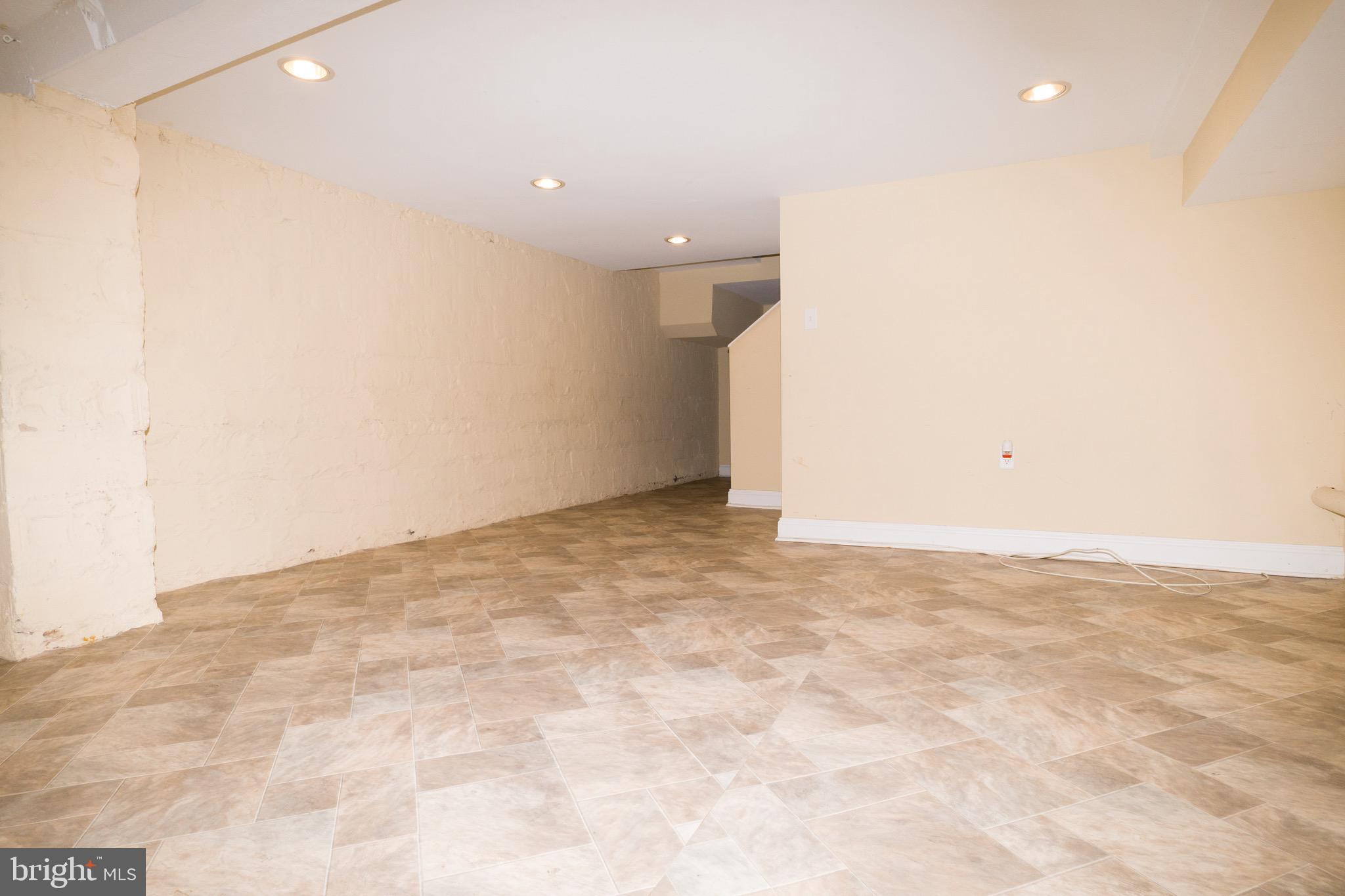 MORAVIA PARK - Residential