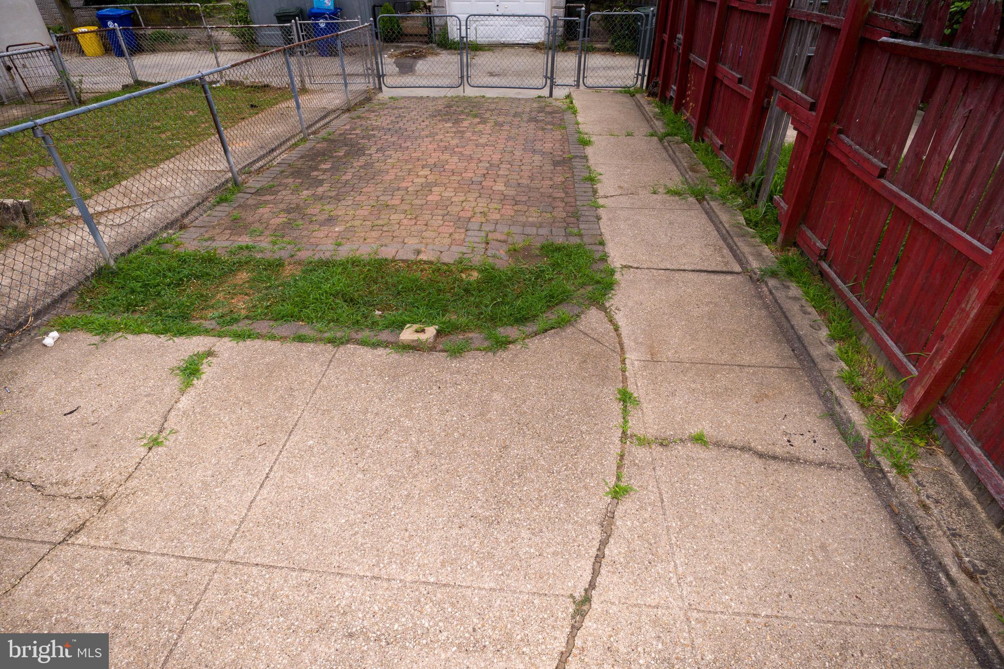 MORAVIA PARK - Residential