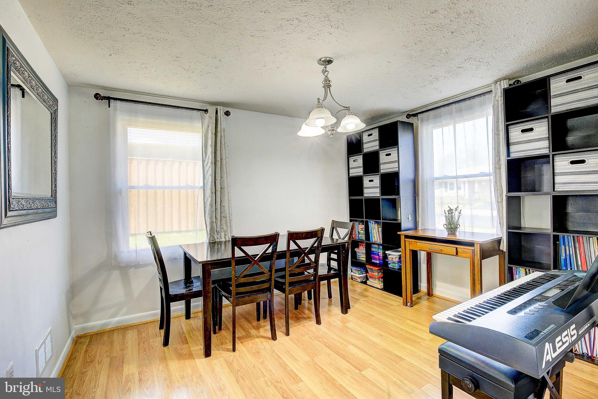 MAPLE RIDGE - Residential