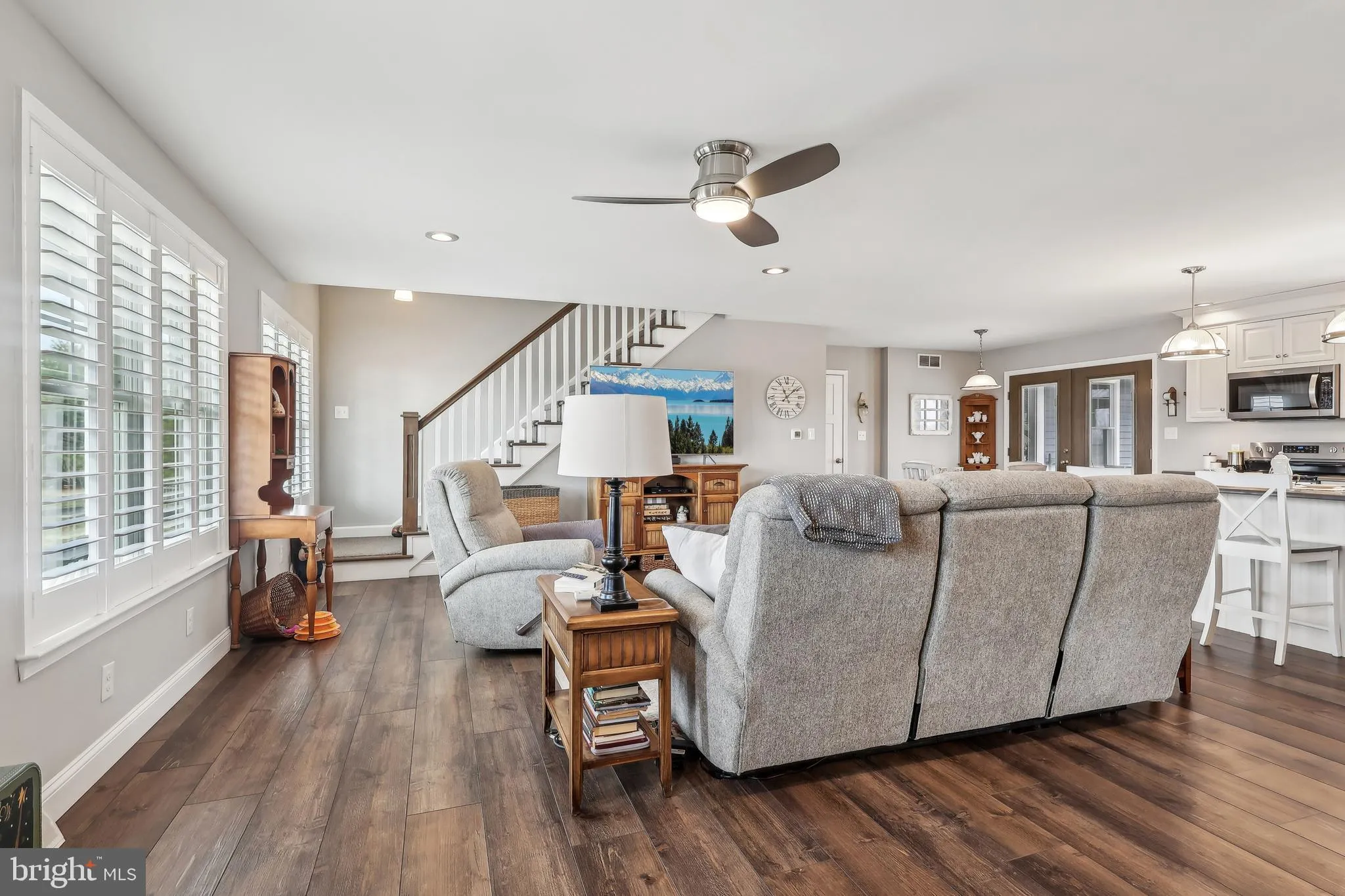 Bridgeton, New Jersey 08302, United States, 4 Bedrooms Bedrooms, ,3 BathroomsBathrooms,Residential,Pending,89315