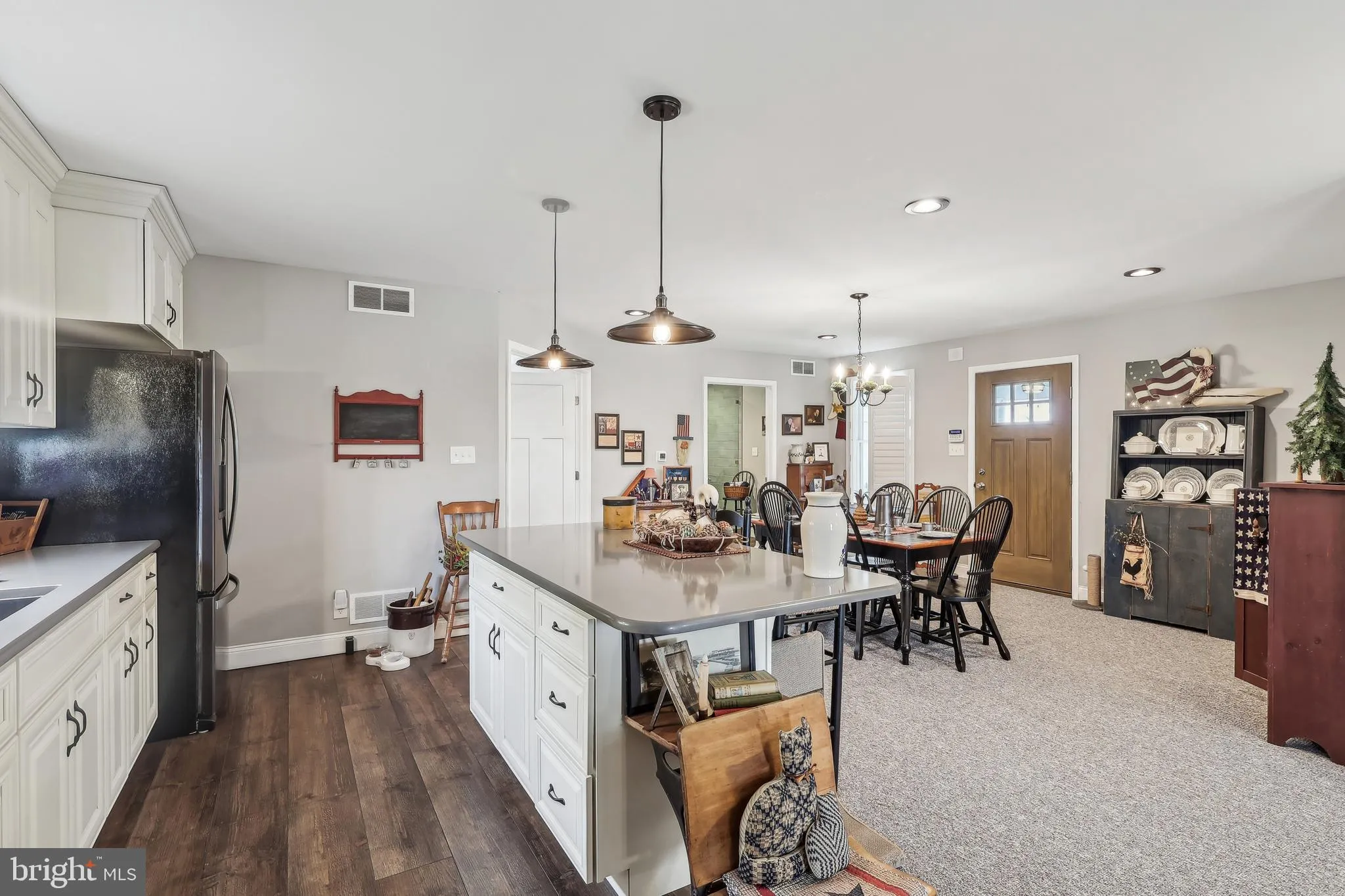 Bridgeton, New Jersey 08302, United States, 4 Bedrooms Bedrooms, ,3 BathroomsBathrooms,Residential,Pending,89315