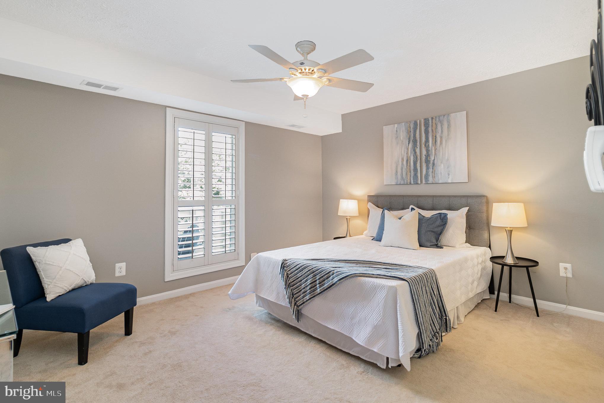 WILLOW POINT - Residential