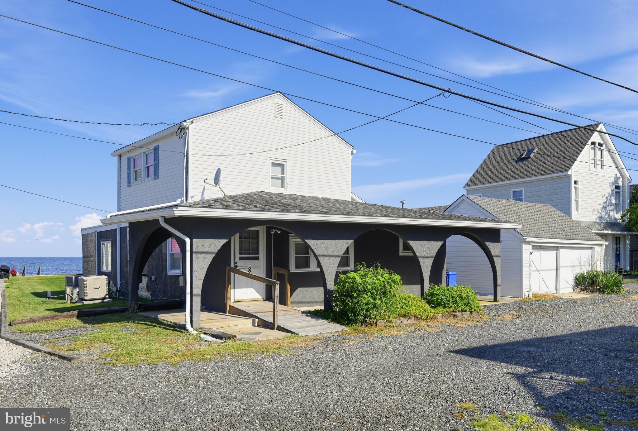 8 PIERCES POINT ROAD