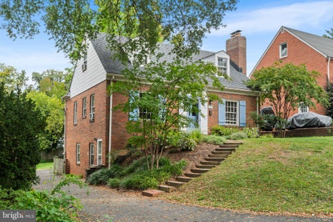 Photo of 4733 20th Street N, ARLINGTON, VA 22207 (MLS # VAAR2080984)