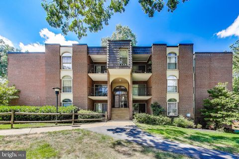 3328 WOODBURN VILLAGE DRIVE 14 ANNANDALE VA 22003