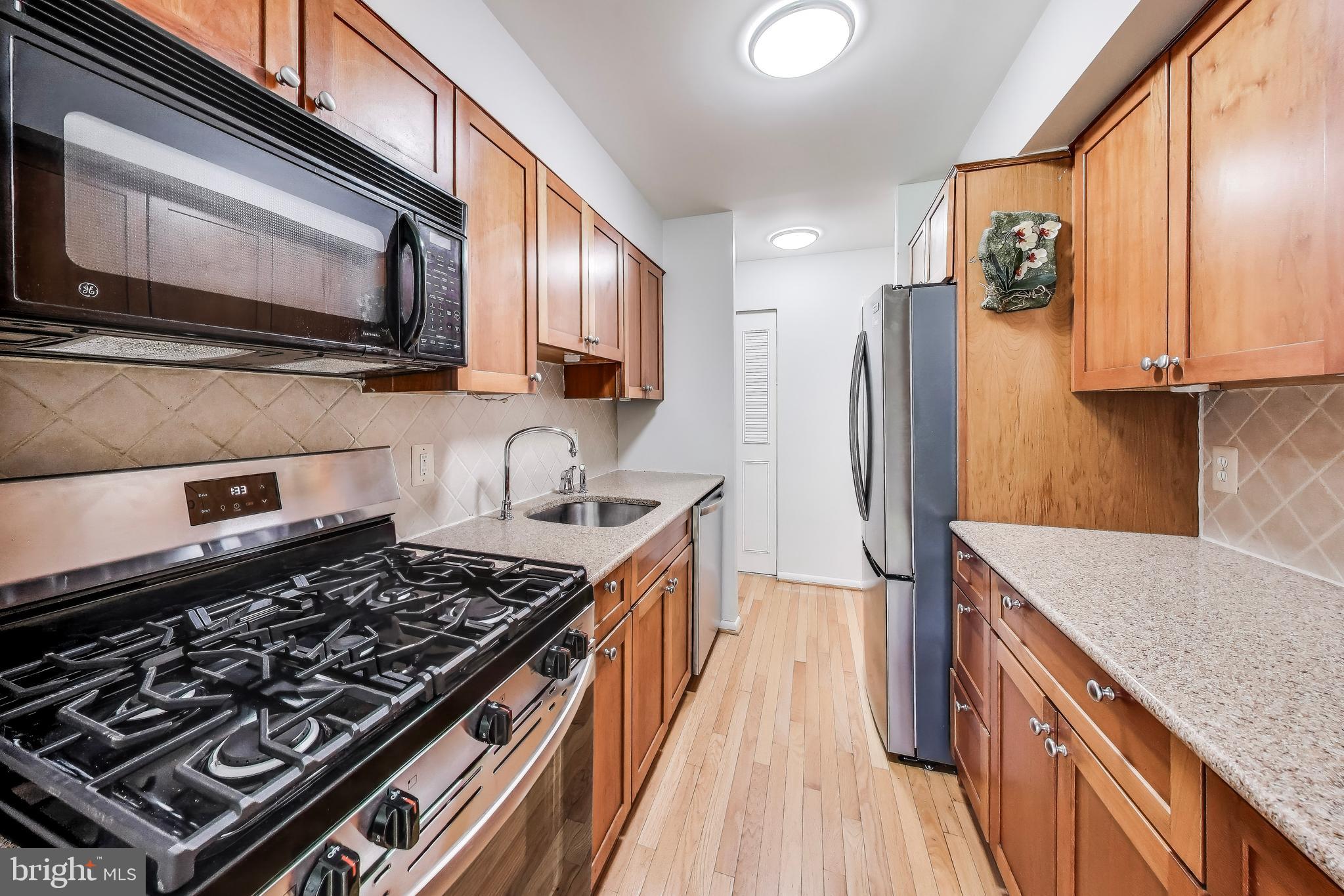 WOODBURN VILLAGE - Residential