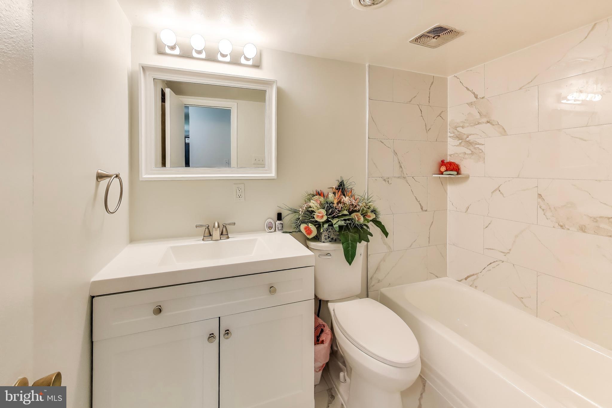 WOODBURN VILLAGE - Residential