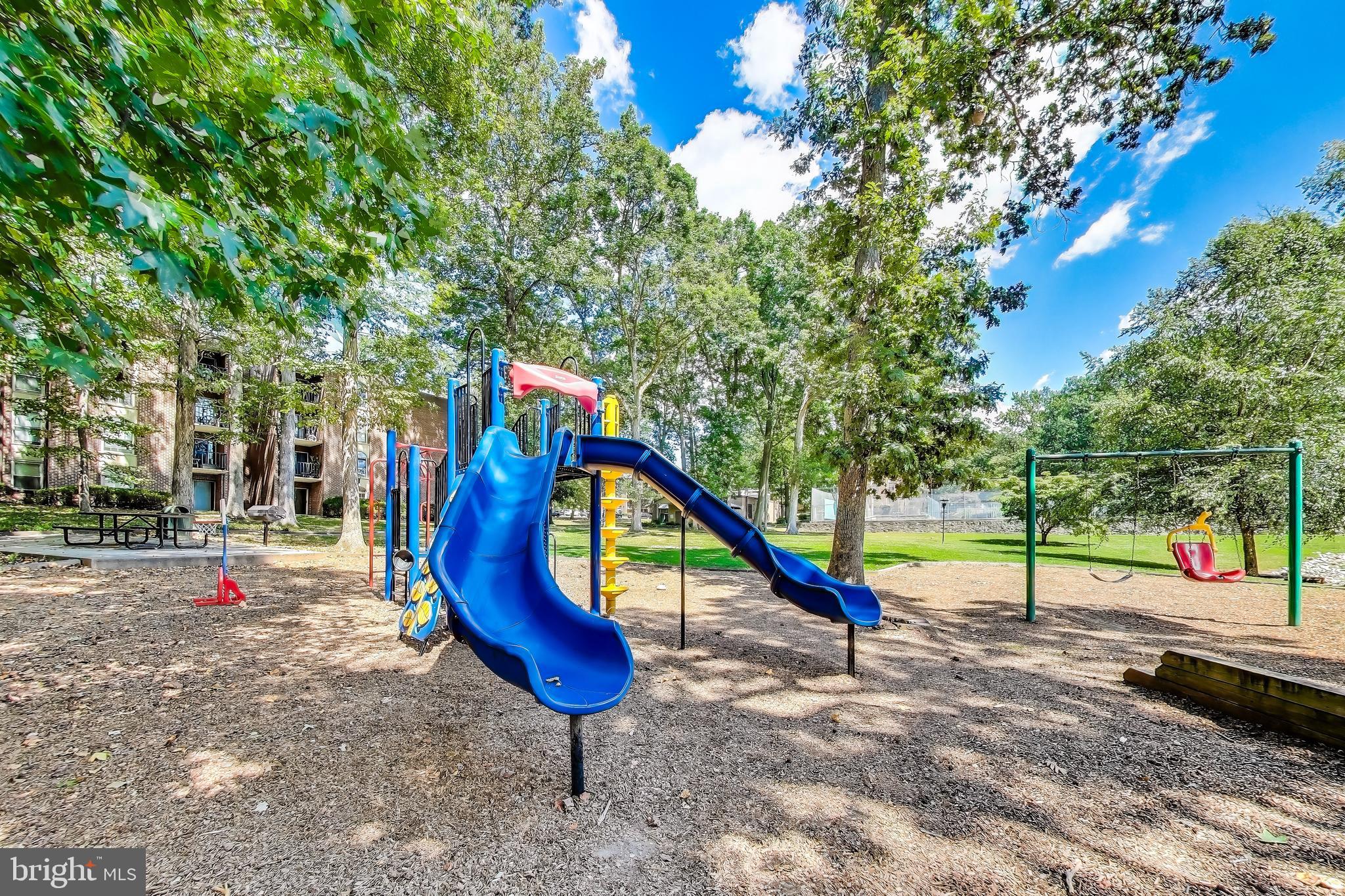 WOODBURN VILLAGE - Residential