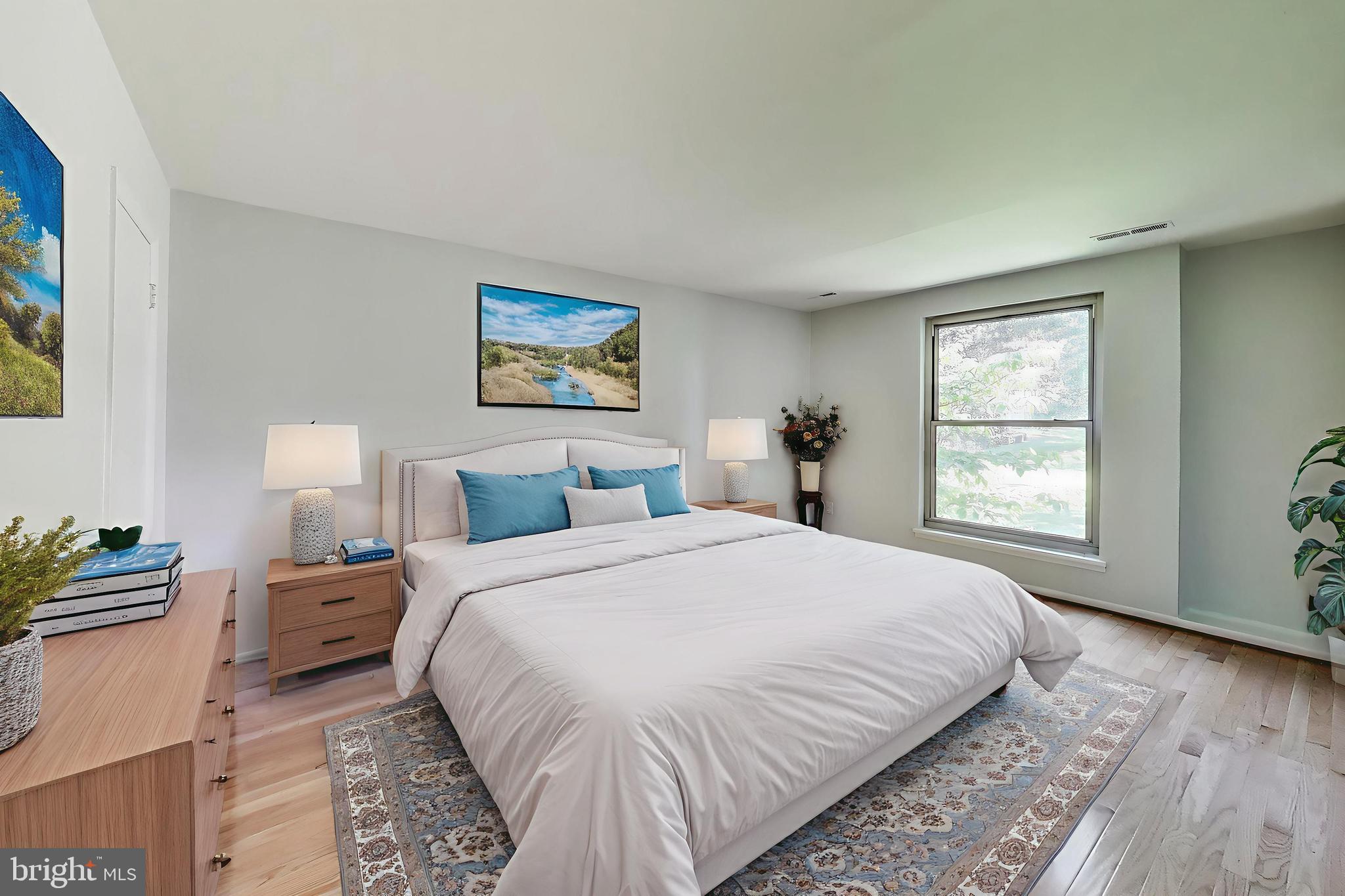 WOODBURN VILLAGE - Residential