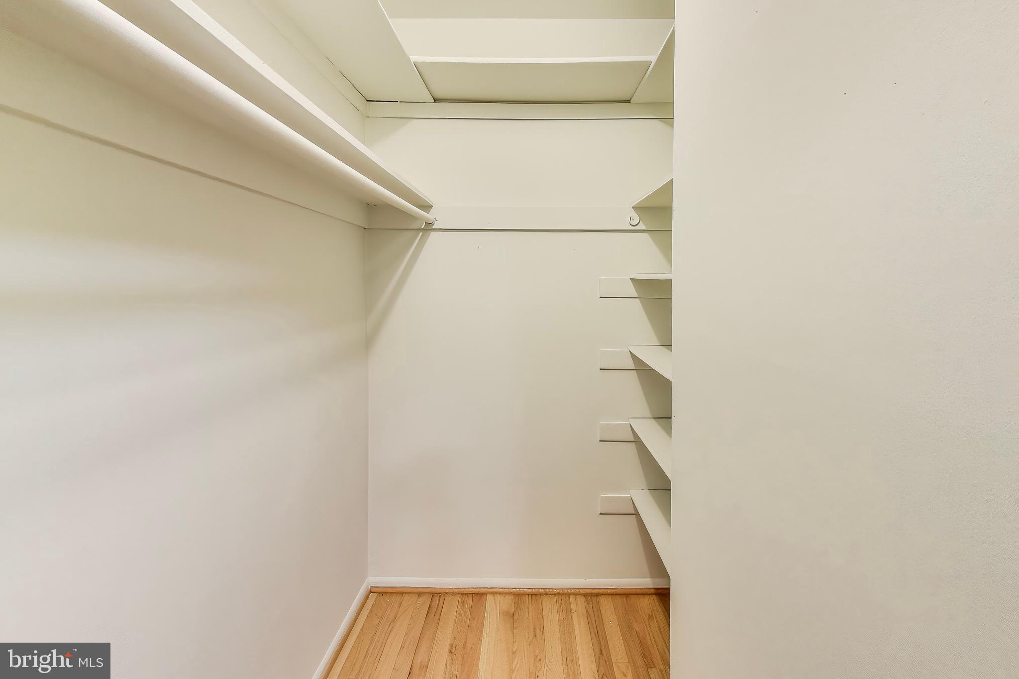 WOODBURN VILLAGE - Residential