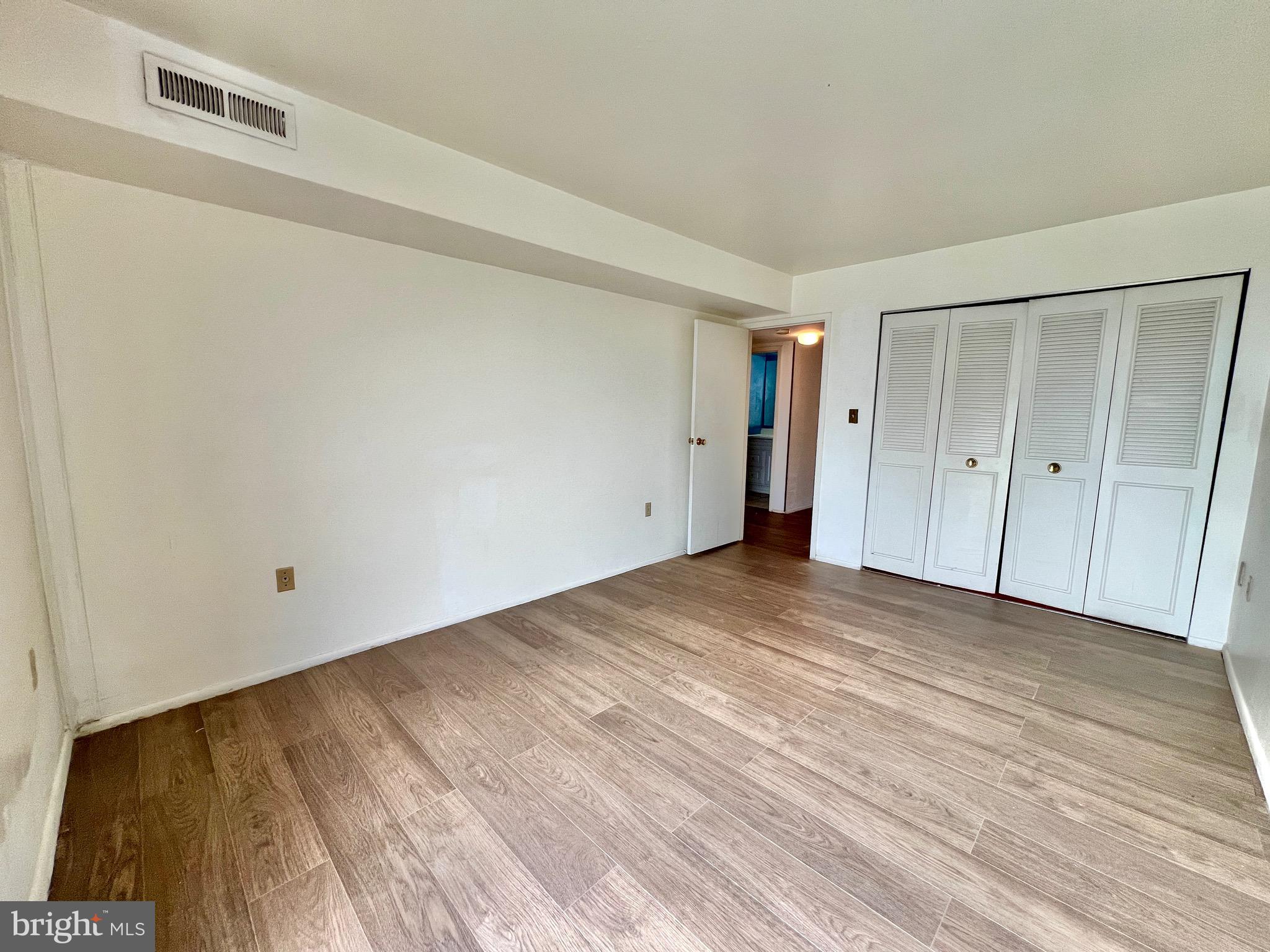 CHELSEA WOODS CONDO - Residential