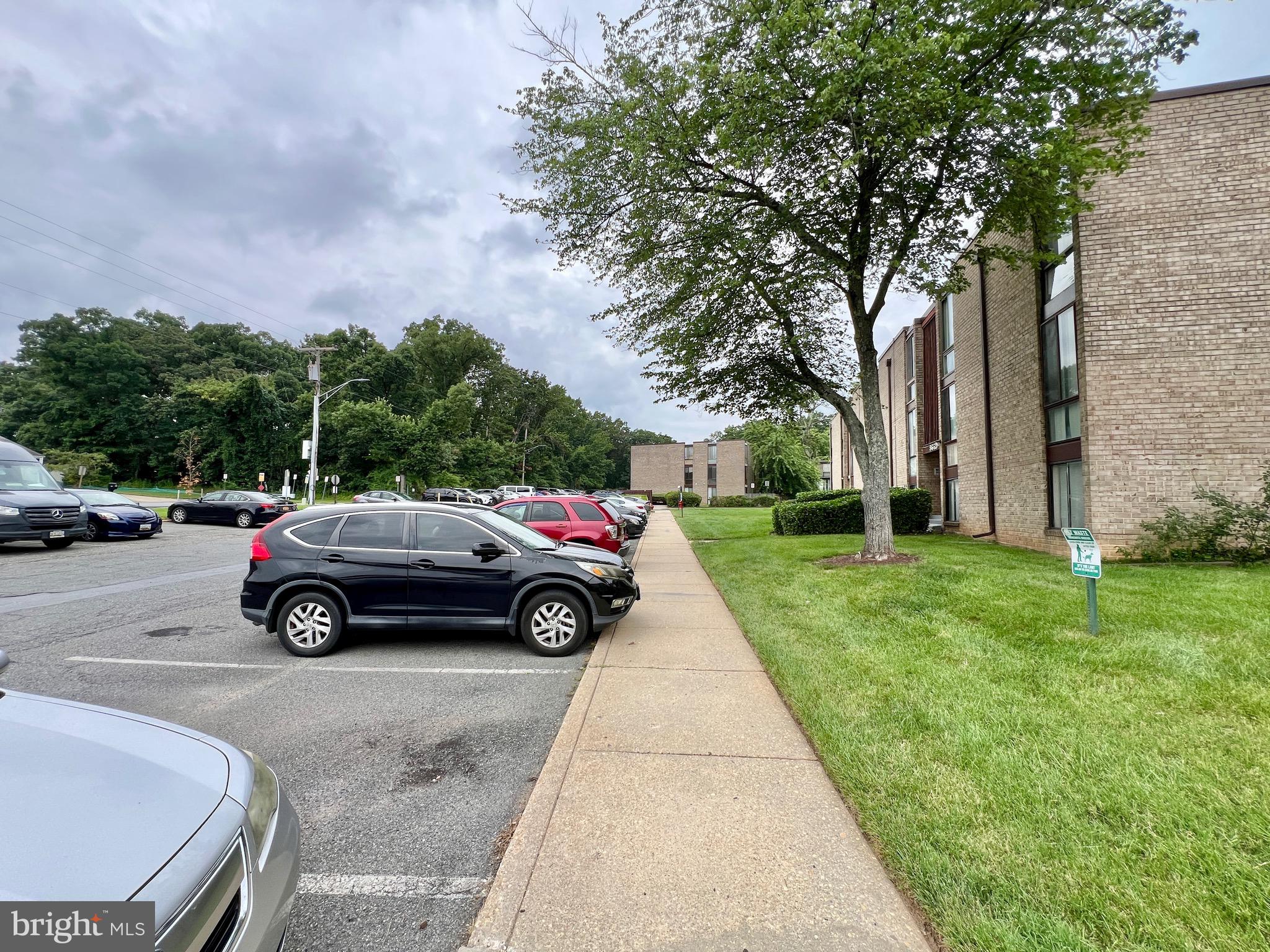 CHELSEA WOODS CONDO - Residential