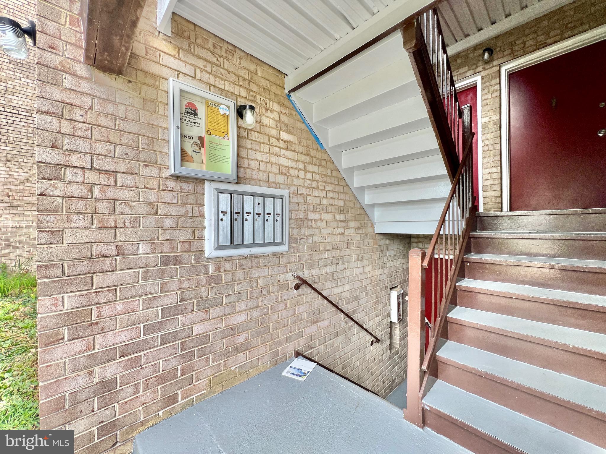 CHELSEA WOODS CONDO - Residential