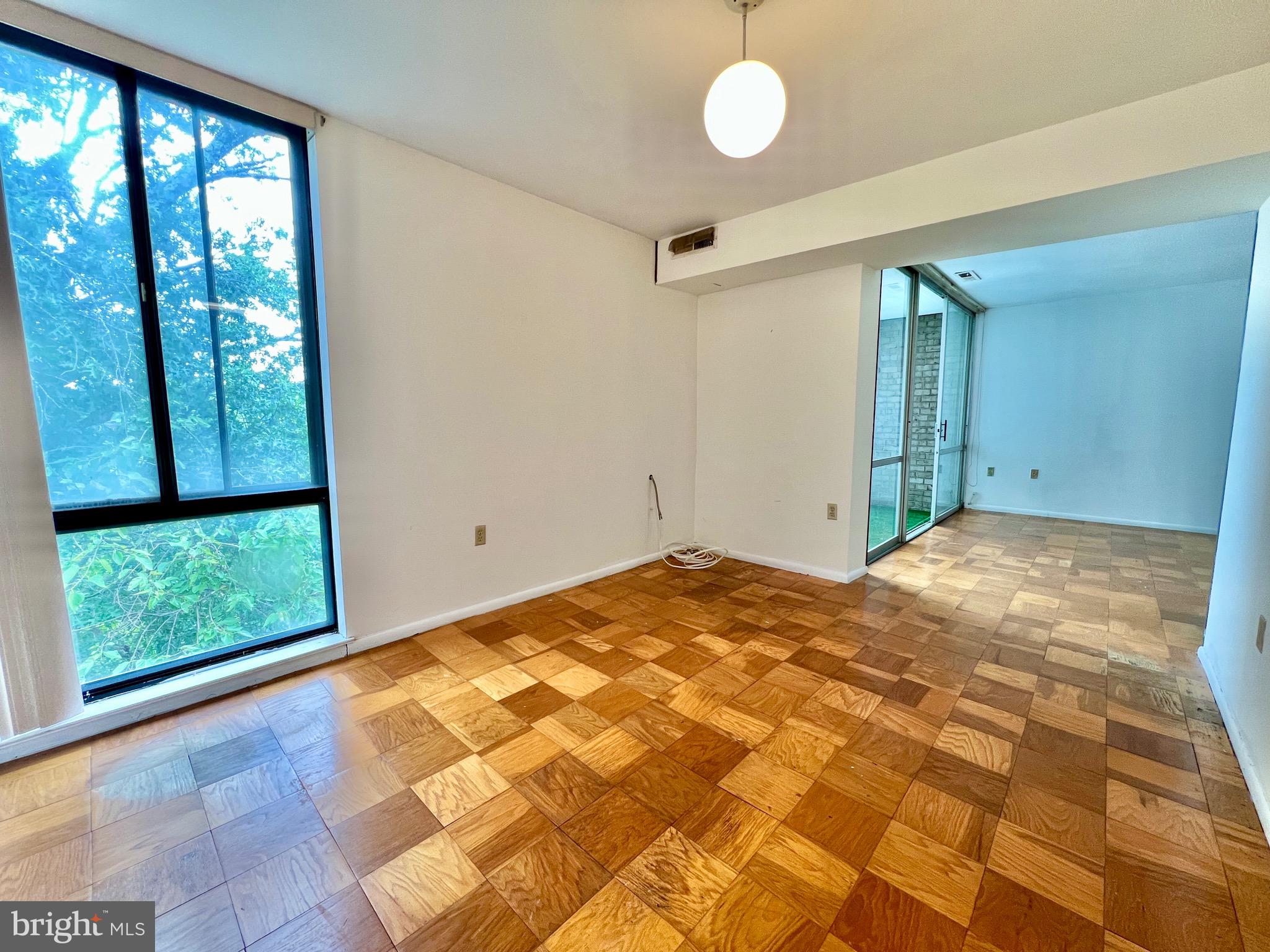 CHELSEA WOODS CONDO - Residential