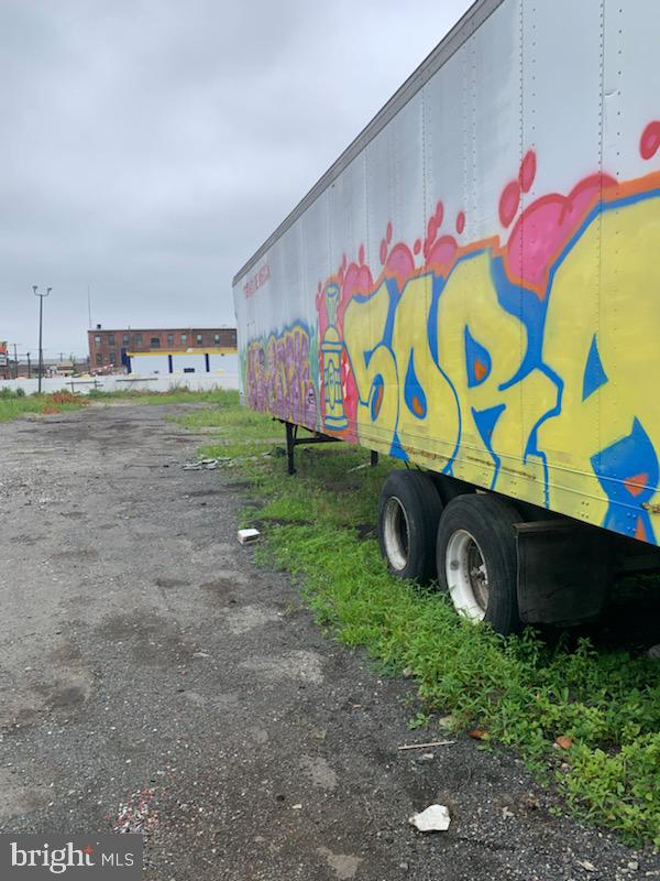 FRANKFORD - Commercial Lease