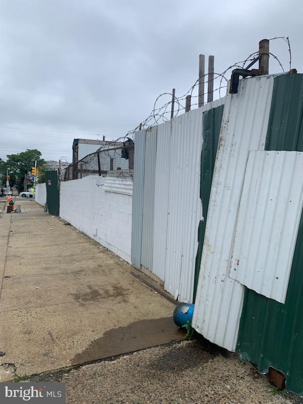 FRANKFORD - Commercial Lease