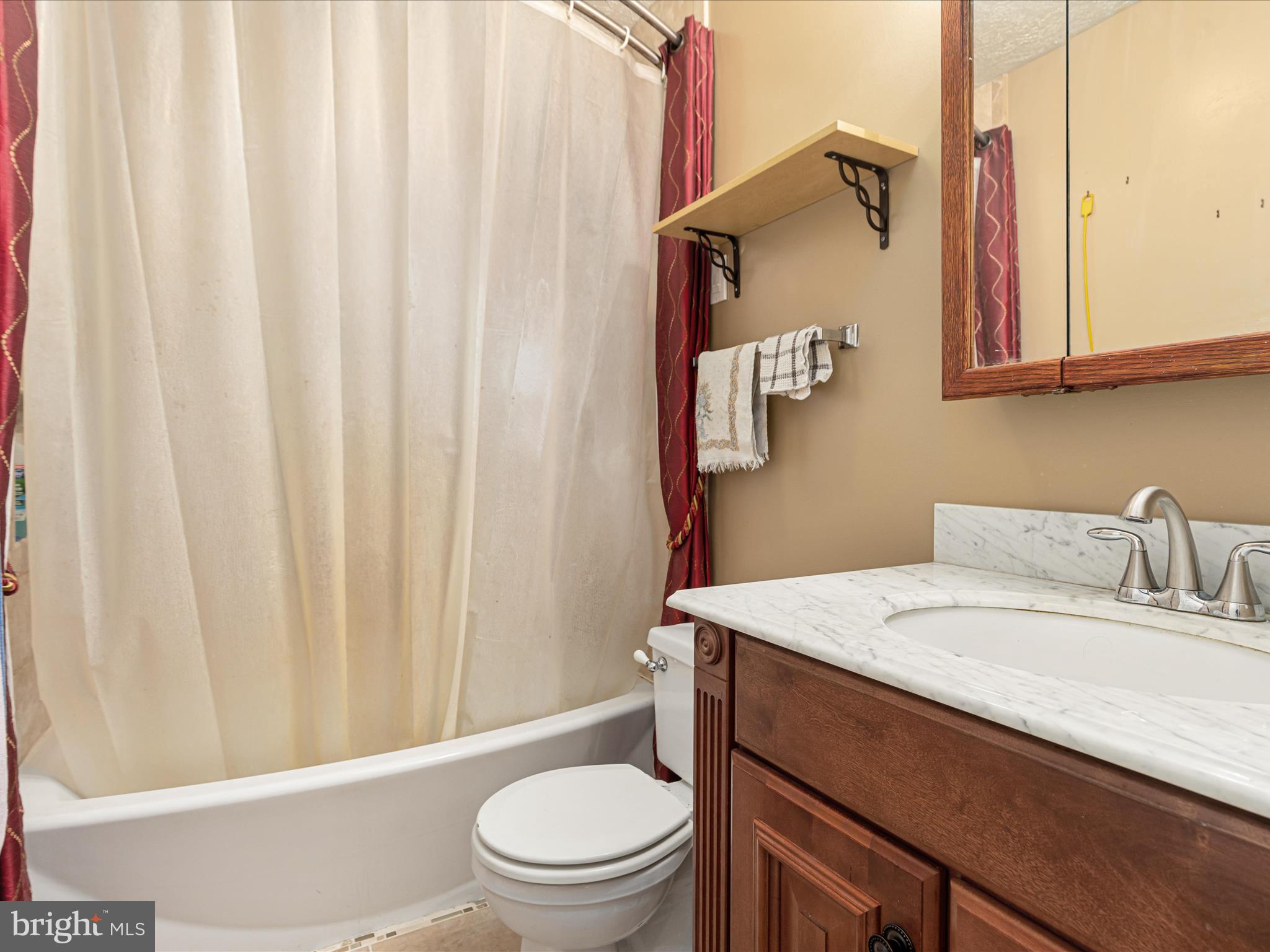 PEMBRIDGE HEIGHTS - Residential Lease