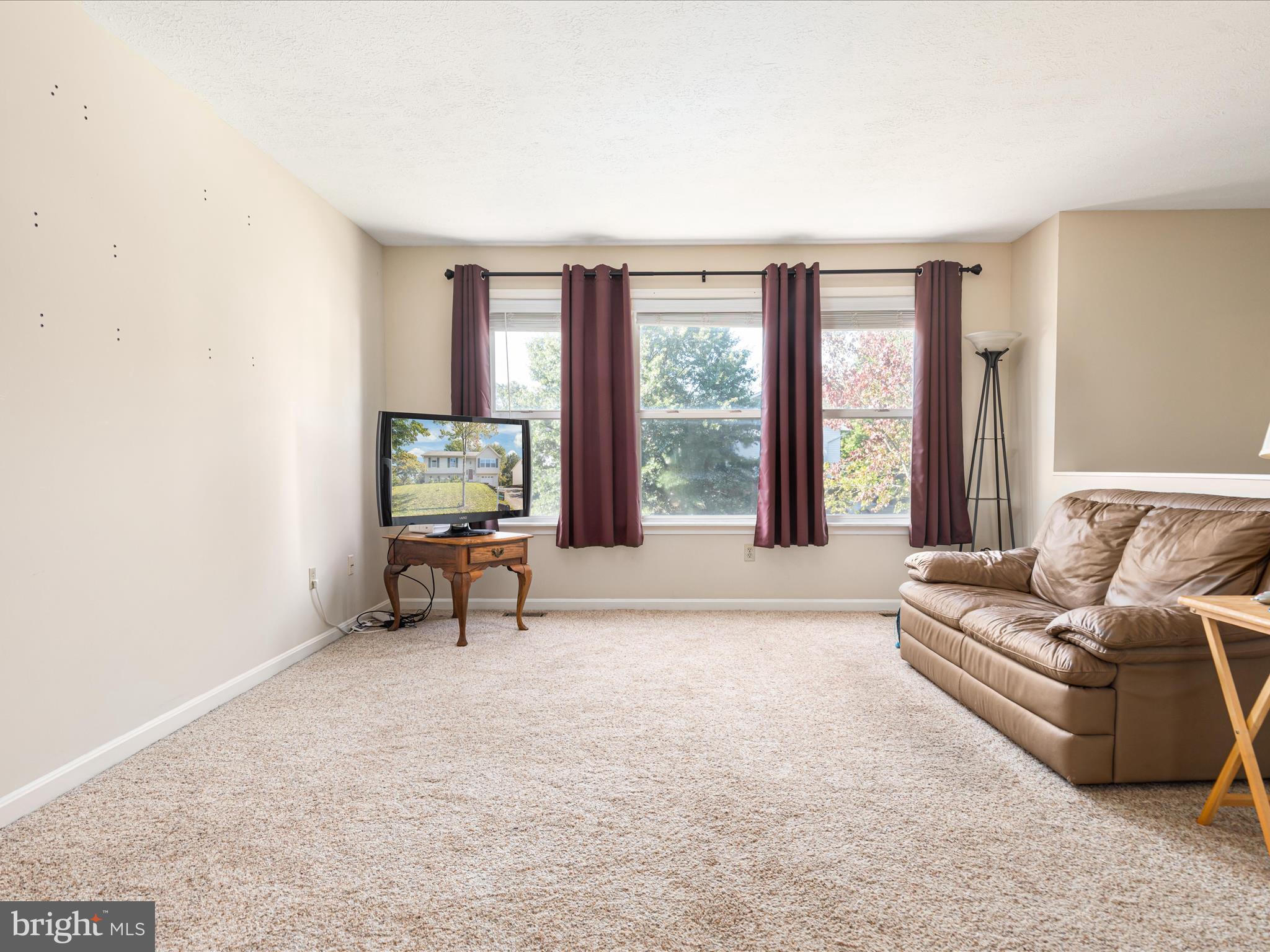 PEMBRIDGE HEIGHTS - Residential Lease