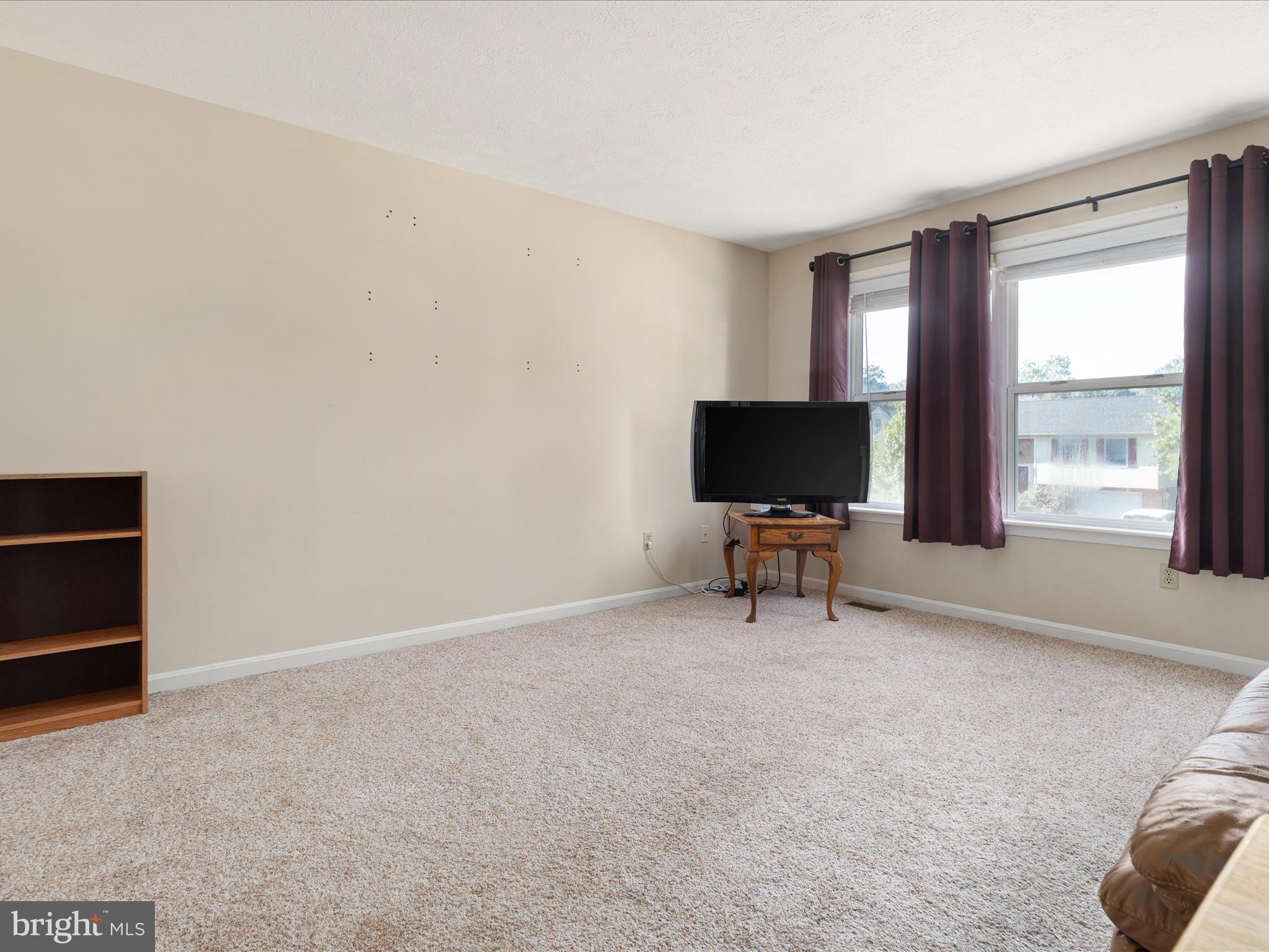 PEMBRIDGE HEIGHTS - Residential Lease