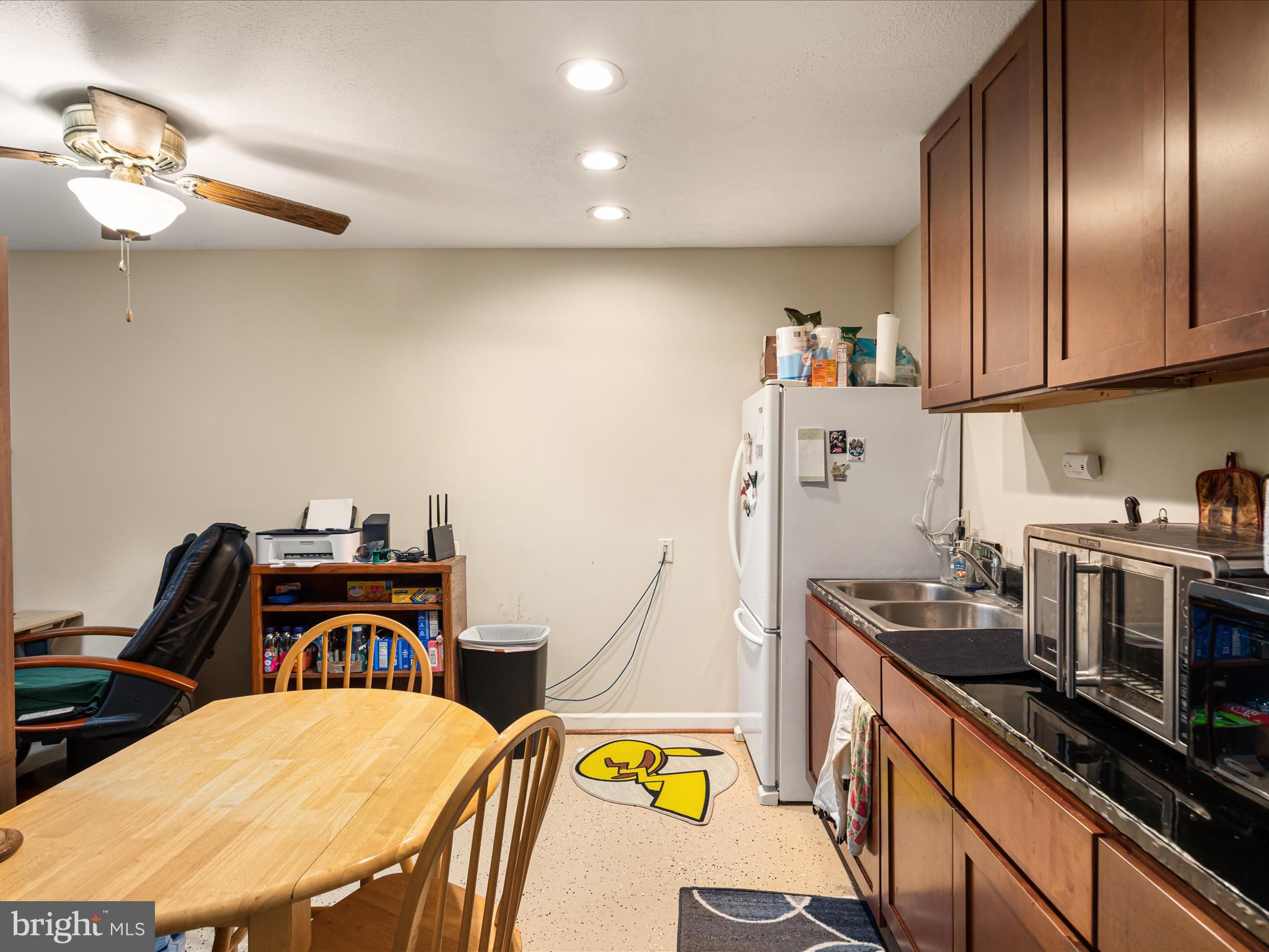 PEMBRIDGE HEIGHTS - Residential Lease