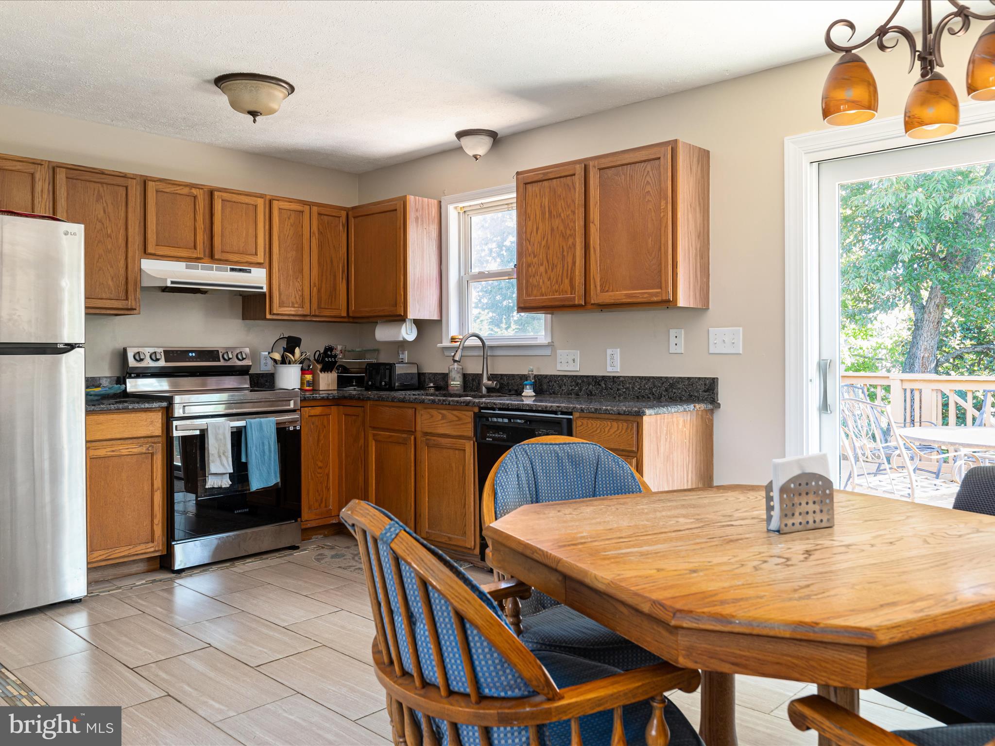 PEMBRIDGE HEIGHTS - Residential Lease