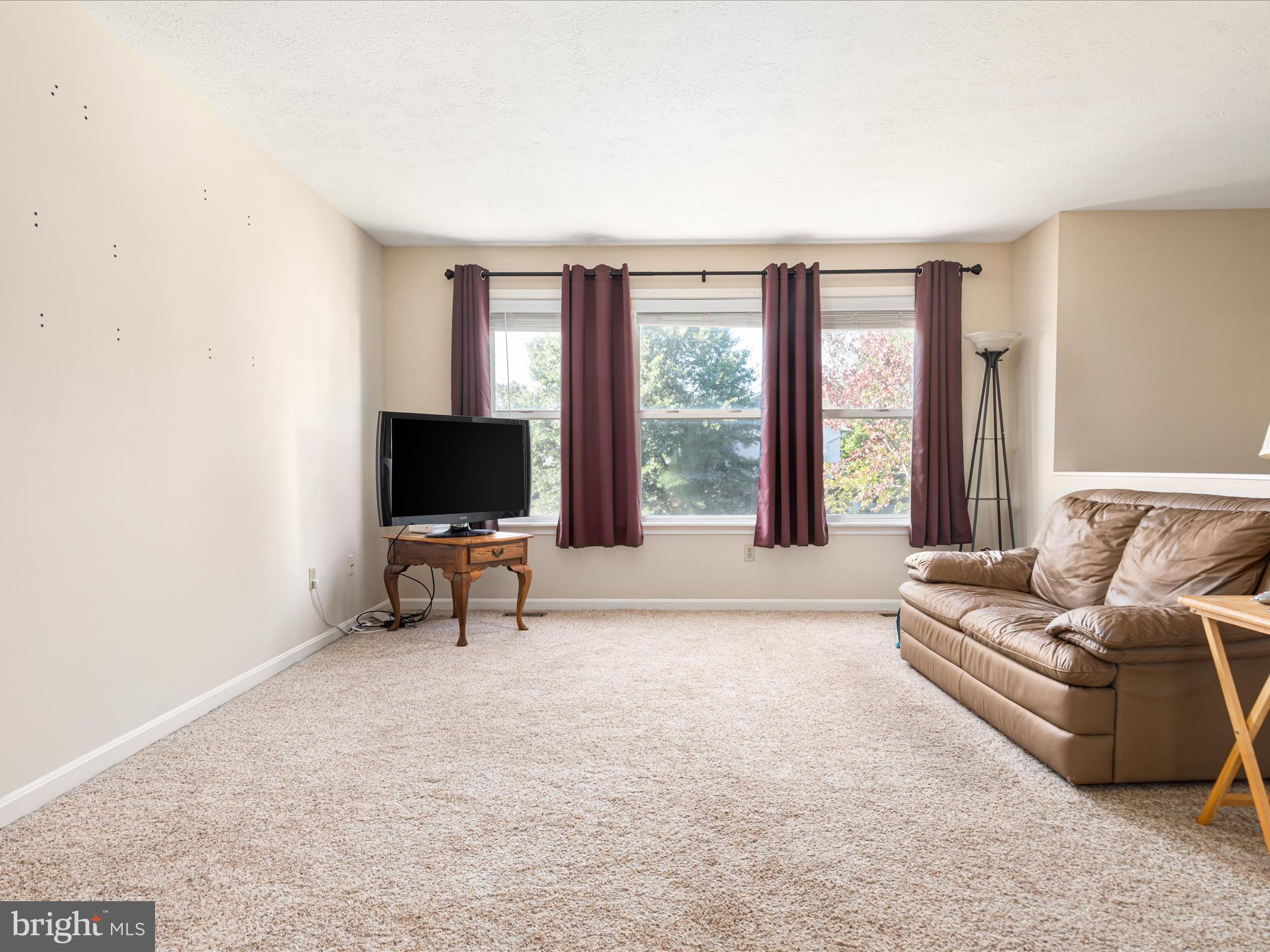 PEMBRIDGE HEIGHTS - Residential Lease