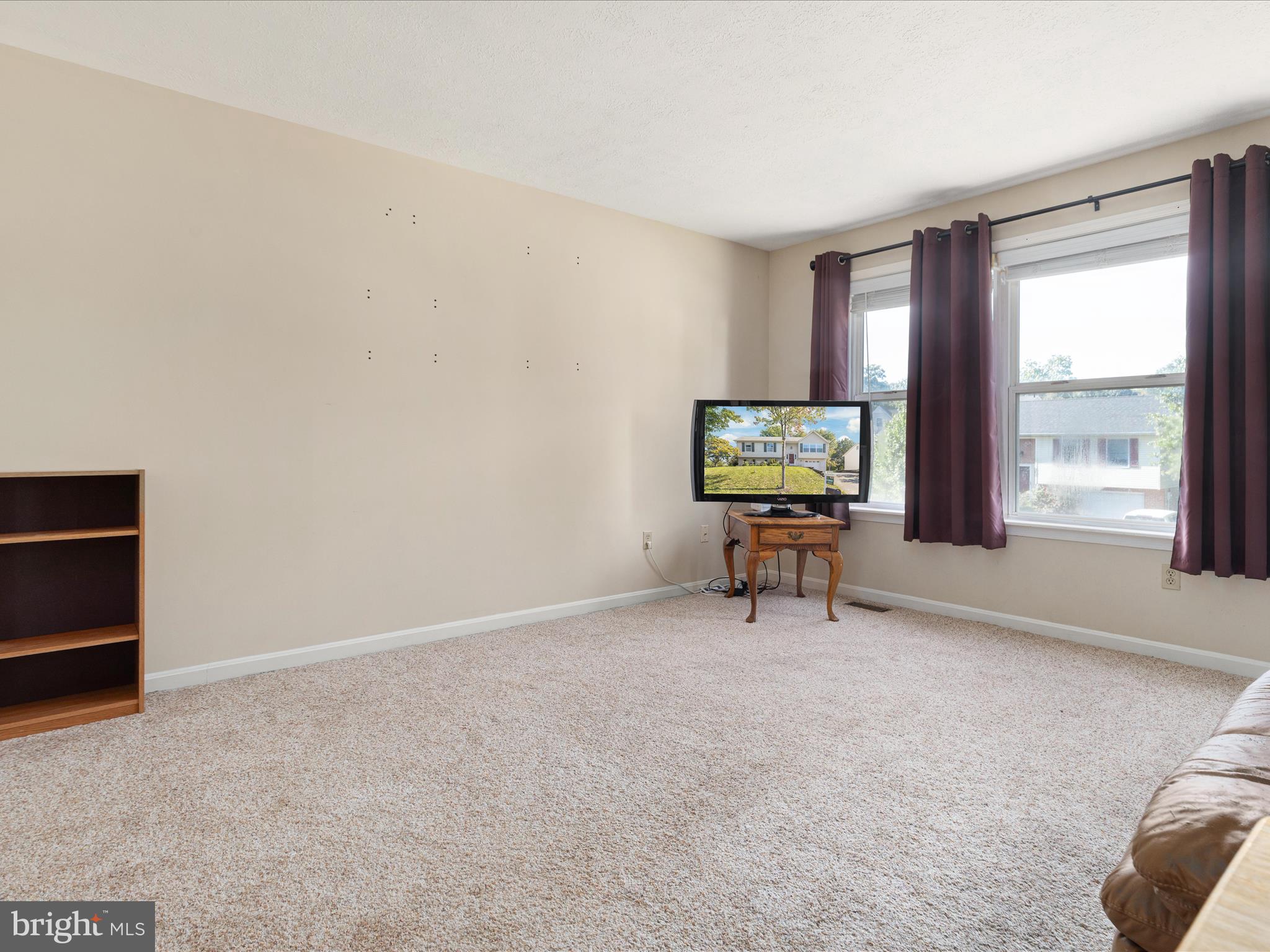 PEMBRIDGE HEIGHTS - Residential Lease