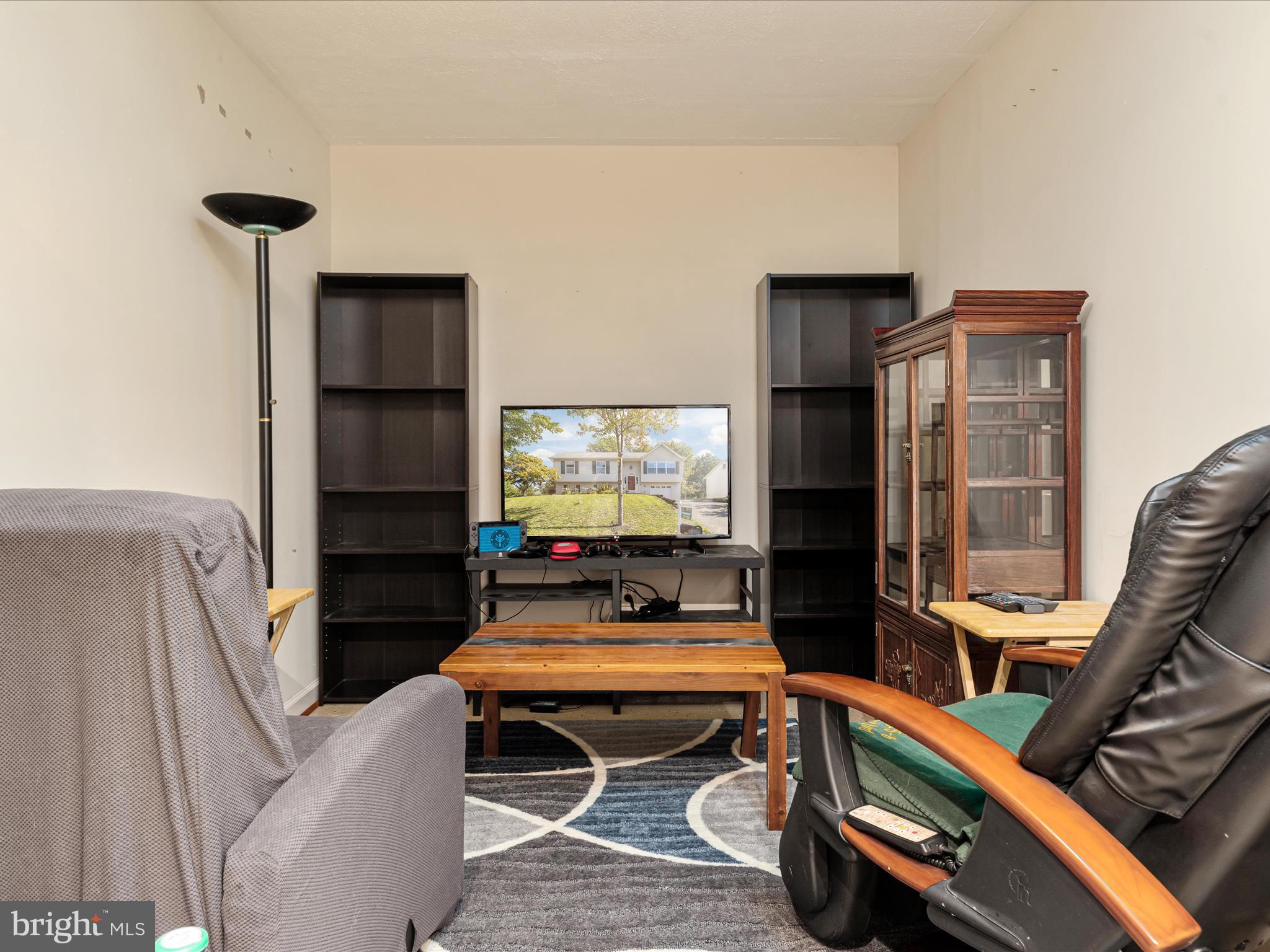 PEMBRIDGE HEIGHTS - Residential Lease