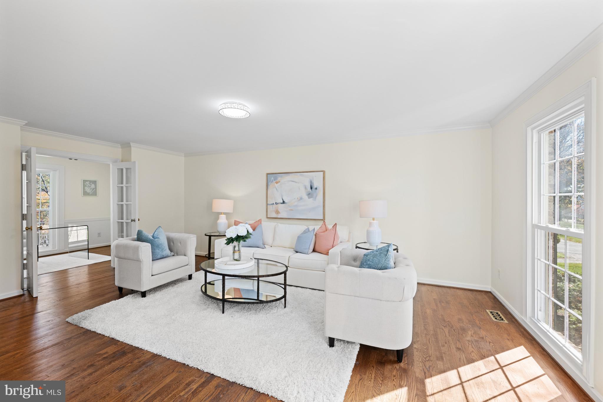 FOX HILLS - Residential