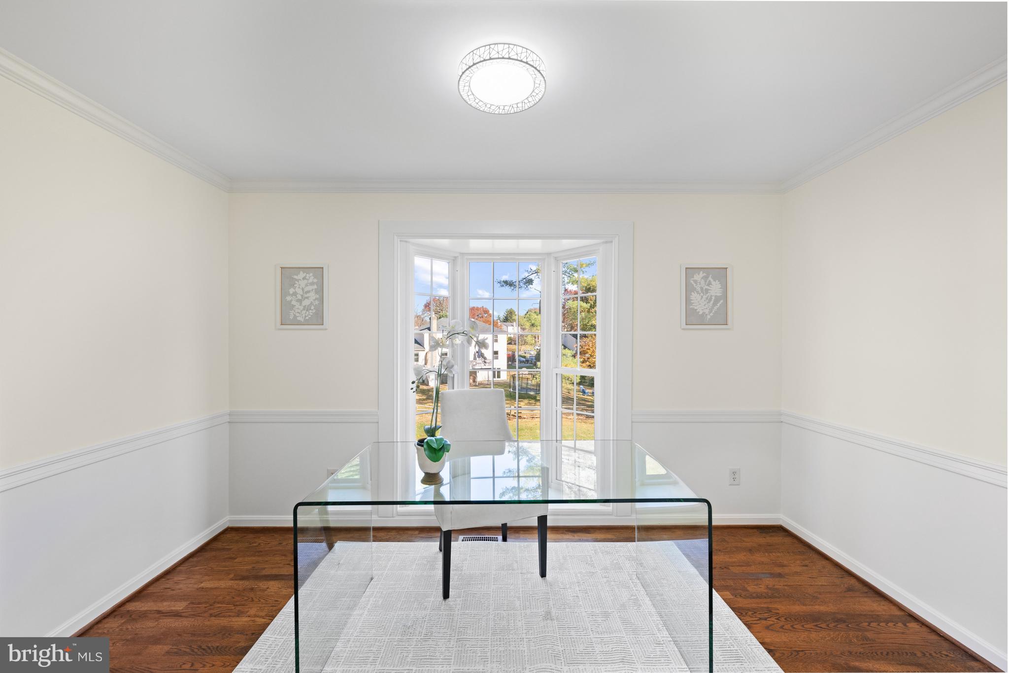 FOX HILLS - Residential