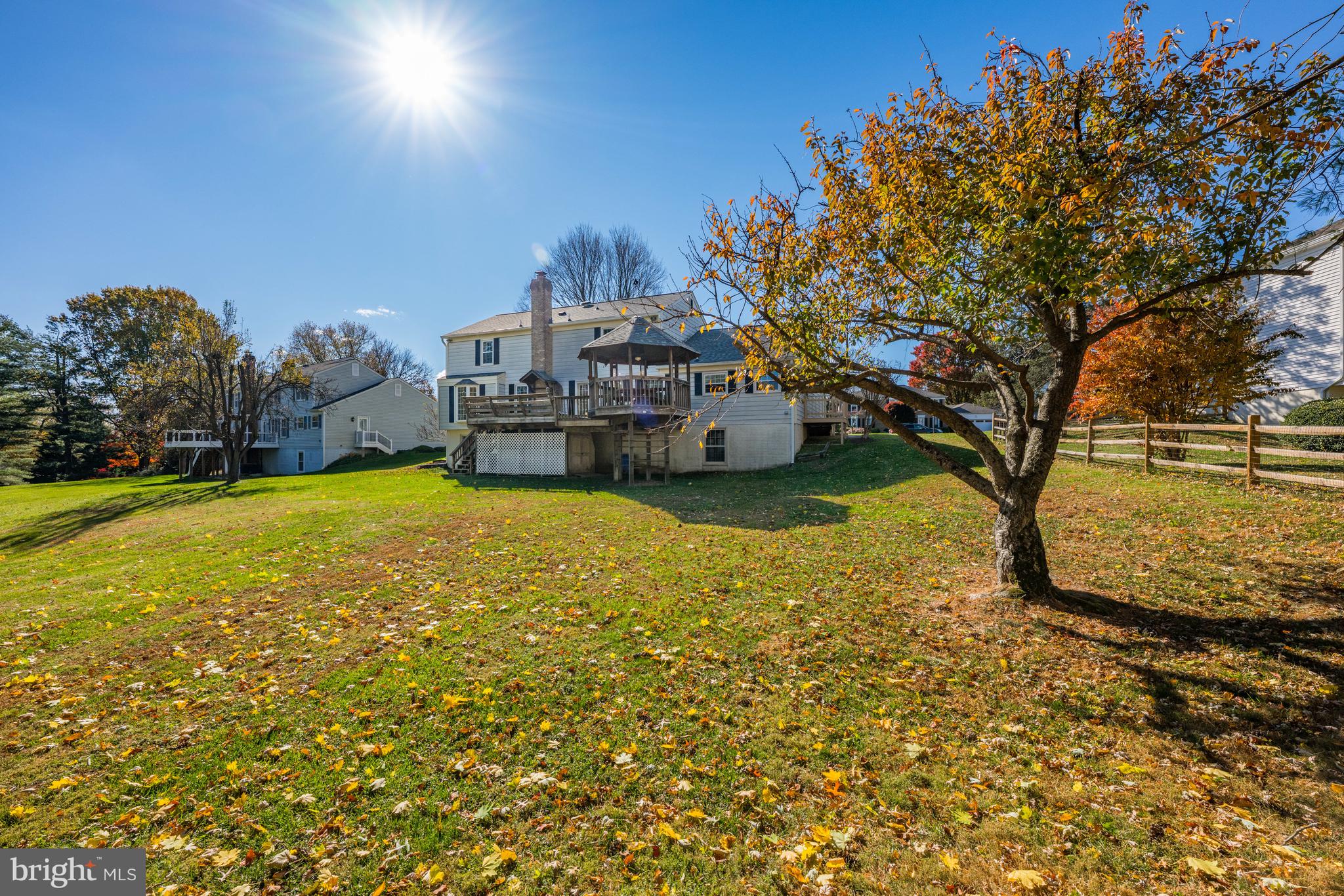 FOX HILLS - Residential