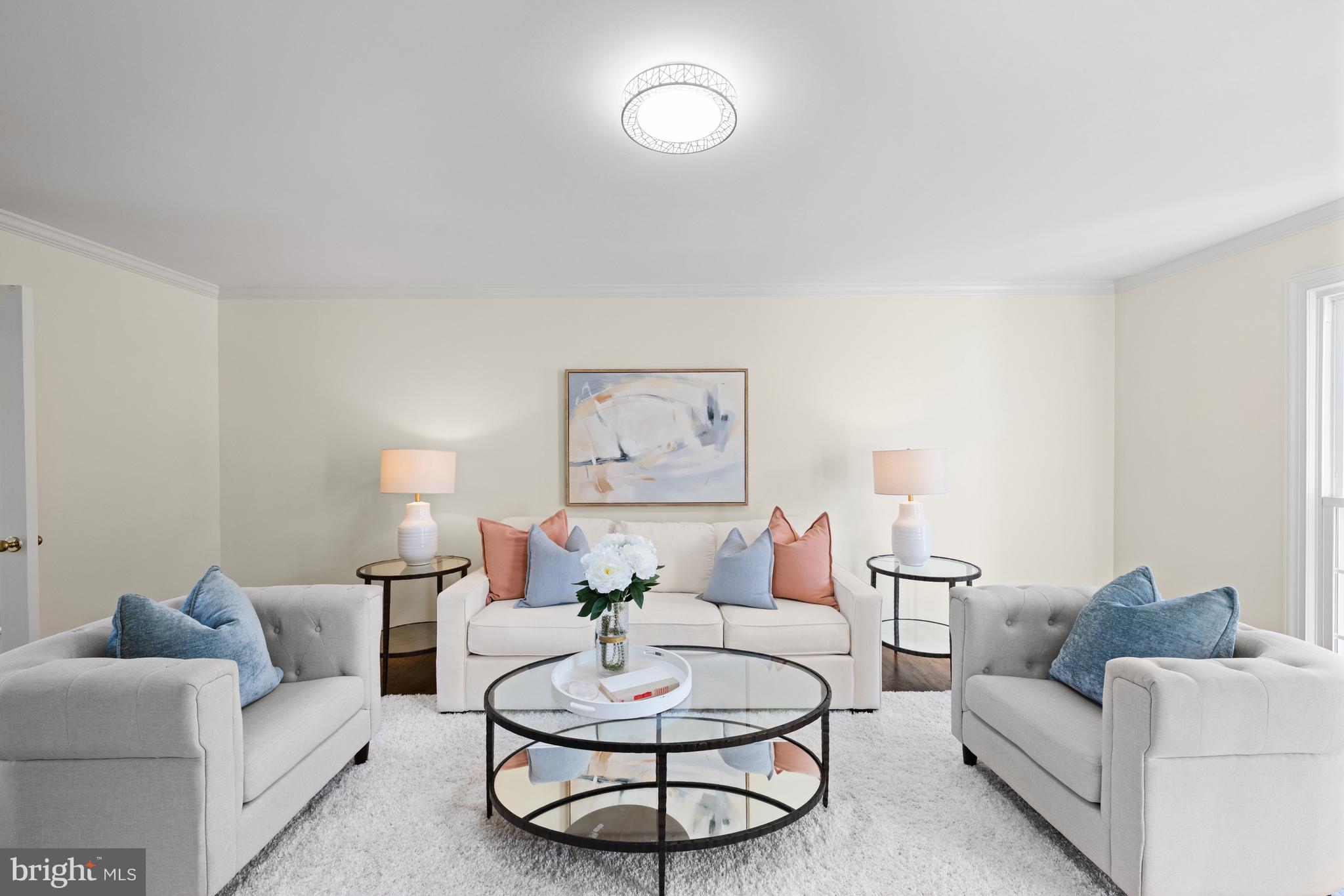 FOX HILLS - Residential