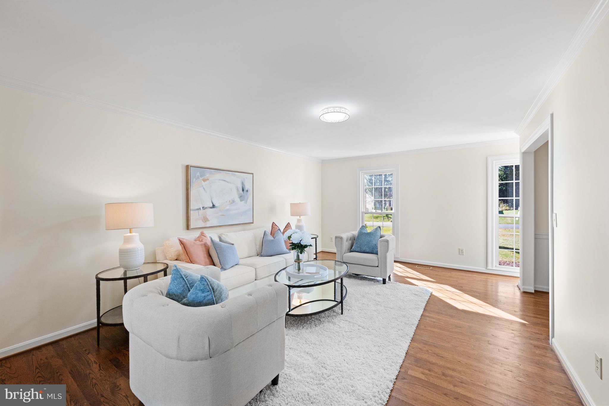 FOX HILLS - Residential