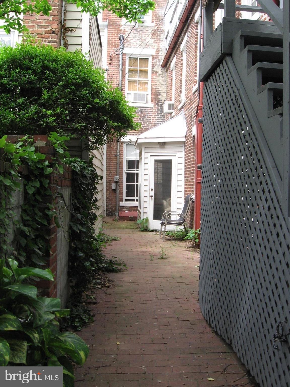 OLD TOWN - Residential Income