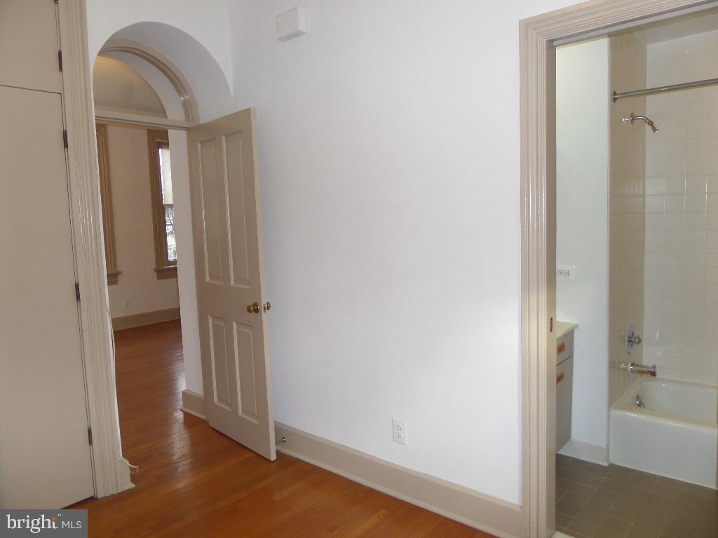 OLD TOWN - Residential Income