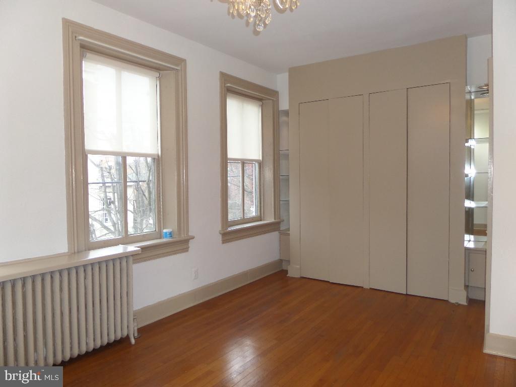 OLD TOWN - Residential Income