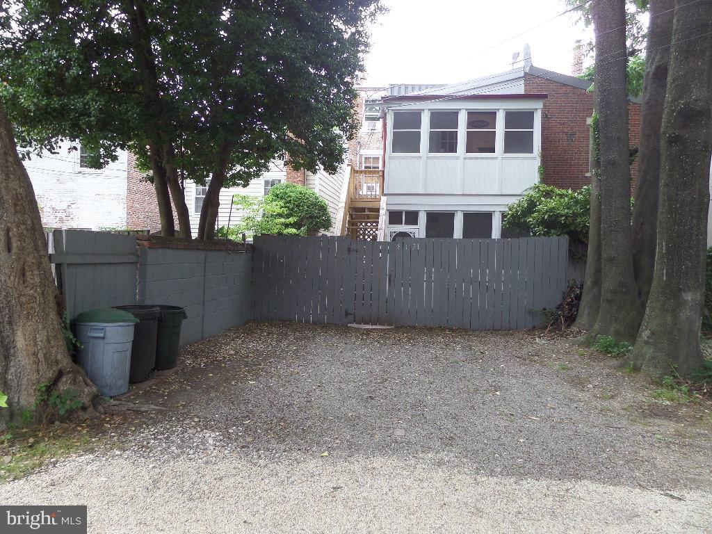 OLD TOWN - Residential Income