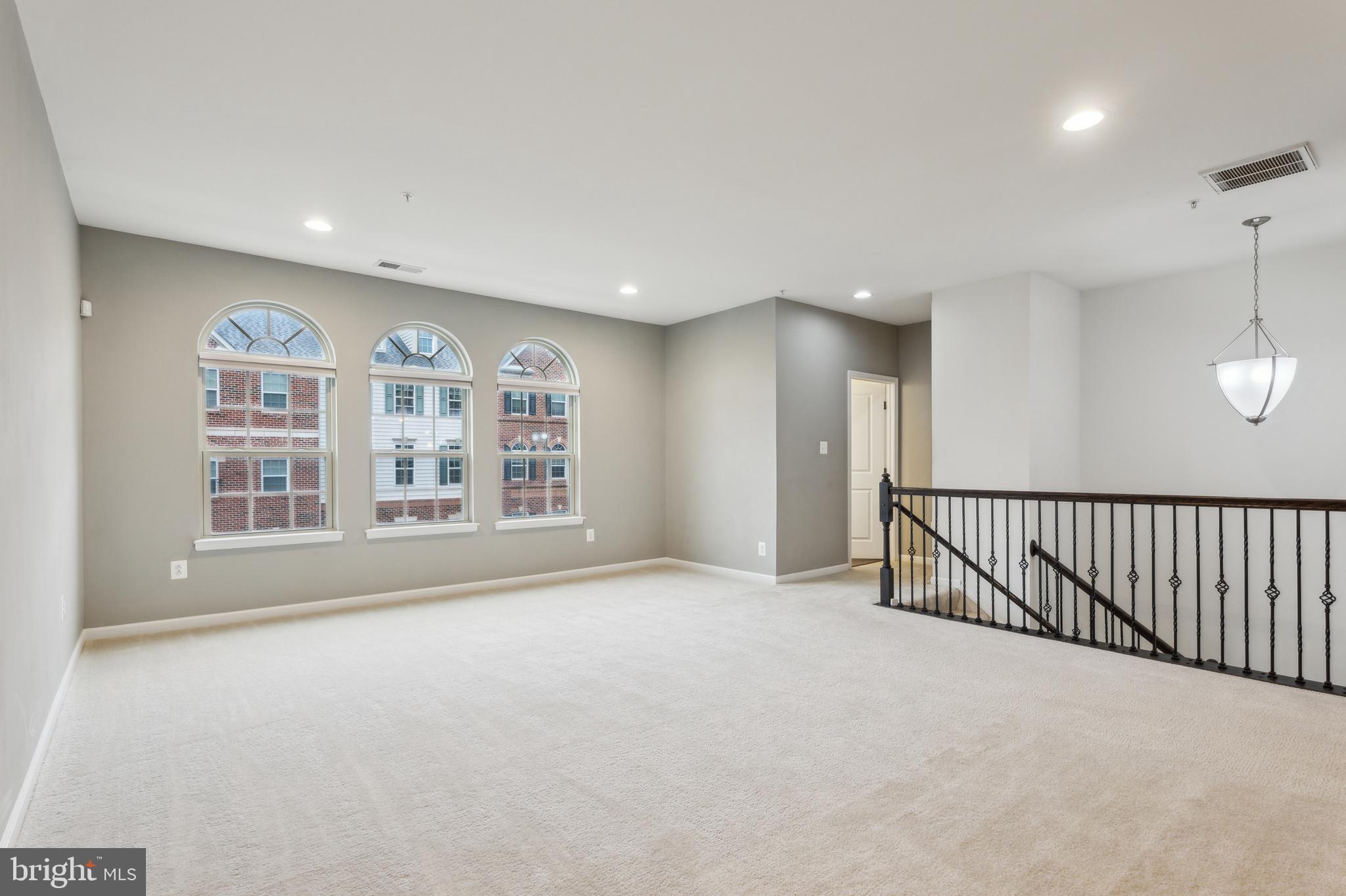 LINTON AT BALLENGER - Residential Lease