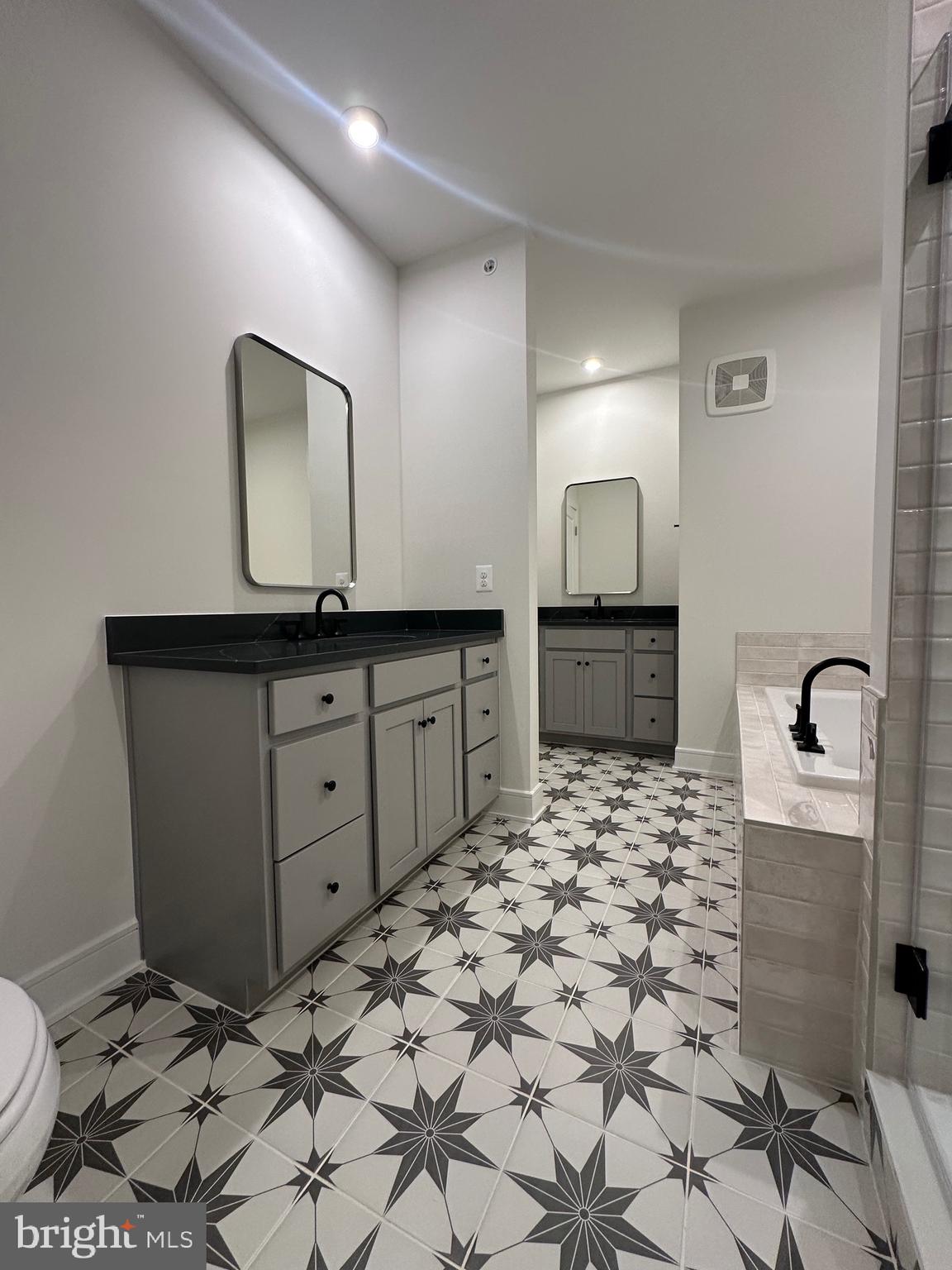 DEMOTT & SILVER - Residential Lease