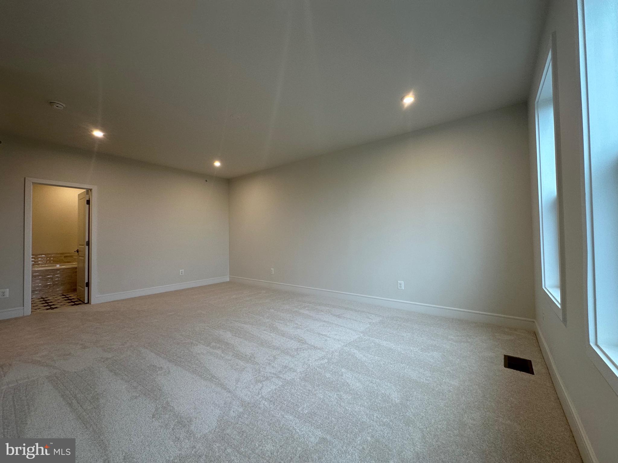 DEMOTT & SILVER - Residential Lease