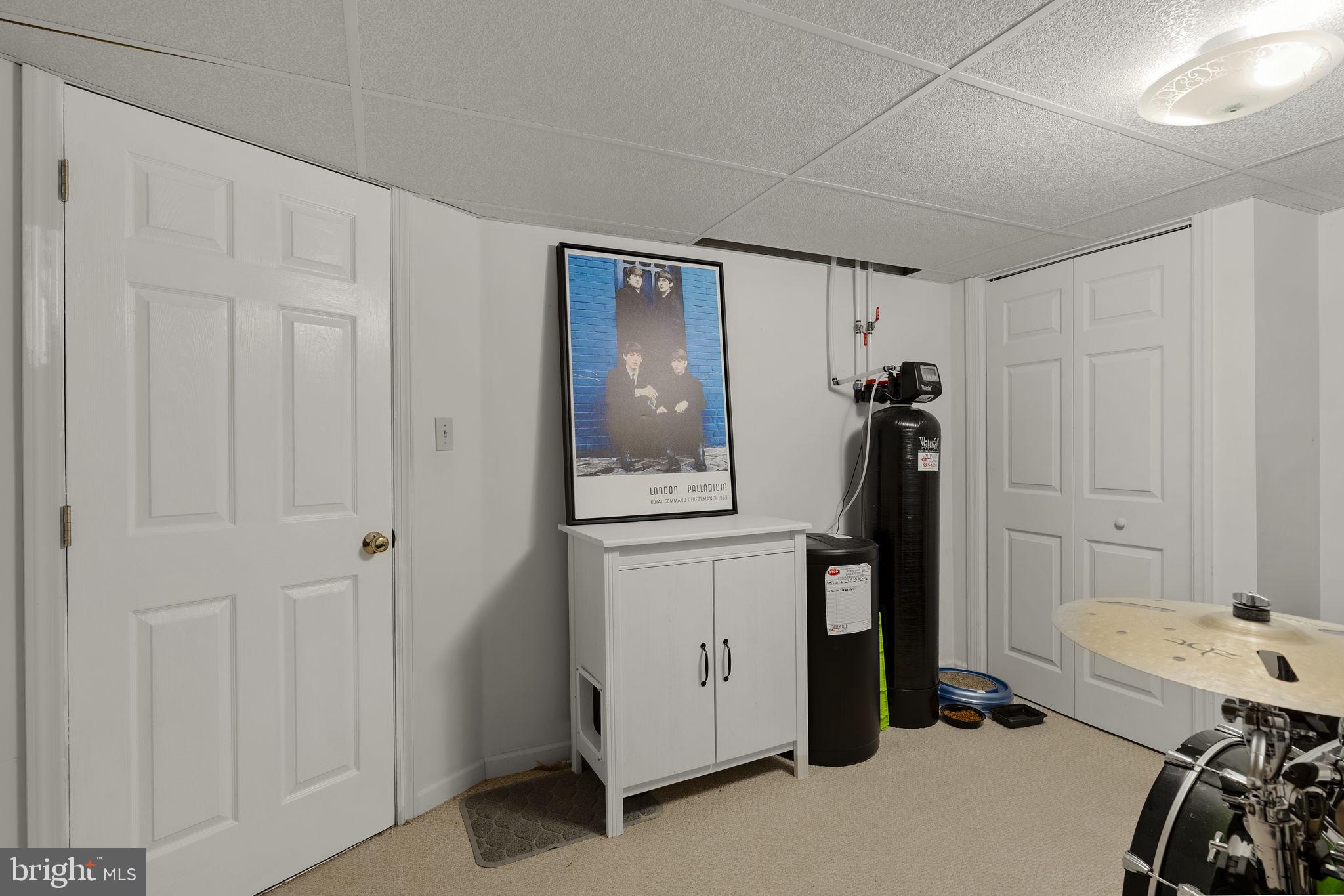 DENVER HEIGHTS - Residential