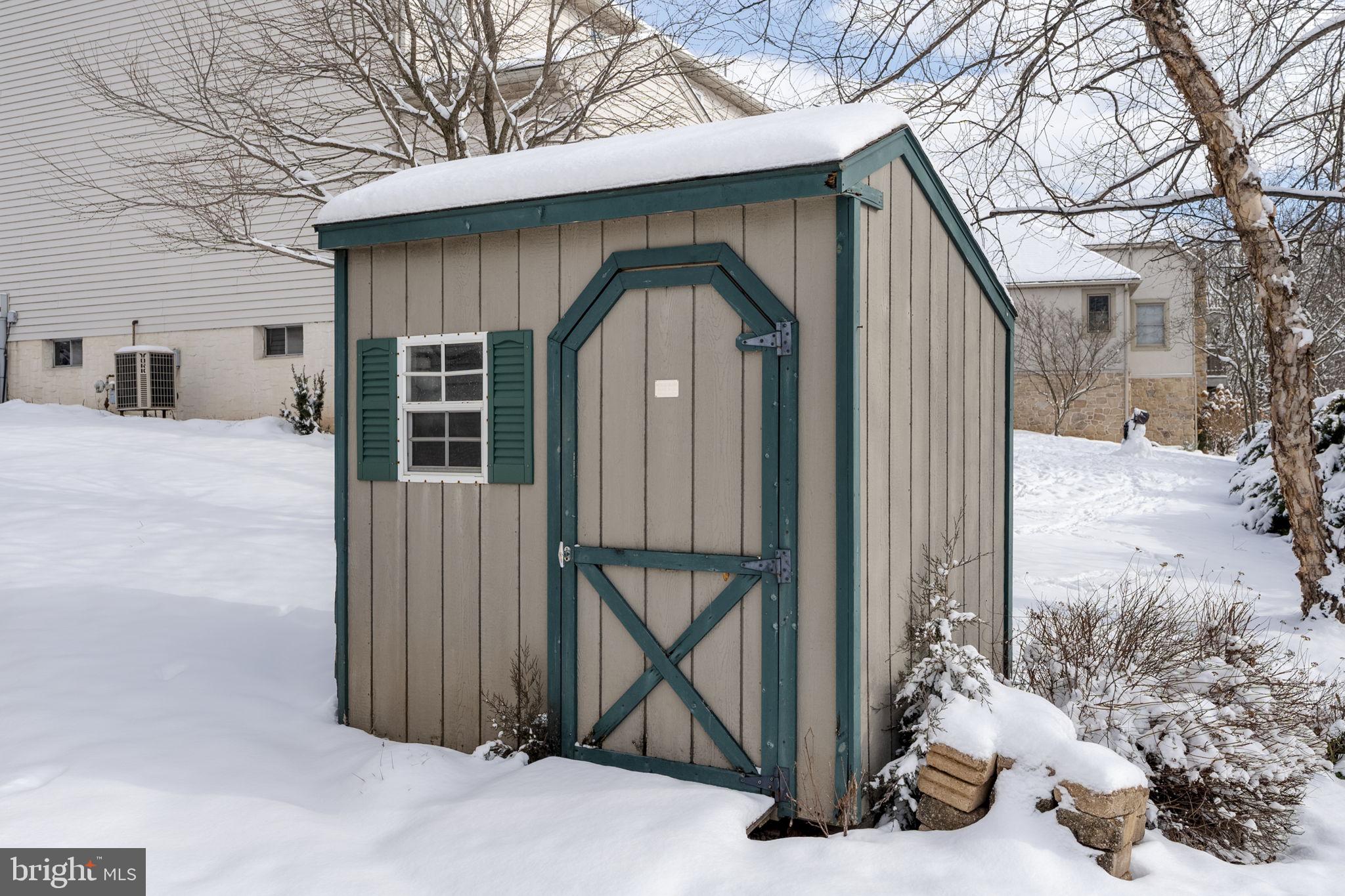 DENVER HEIGHTS - Residential