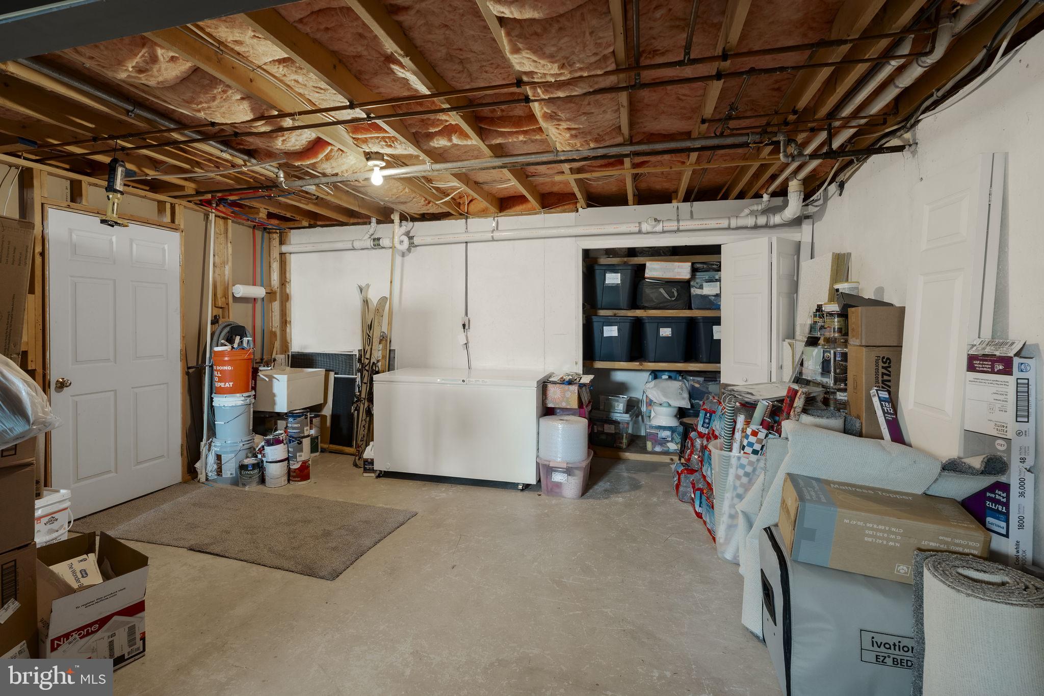 DENVER HEIGHTS - Residential