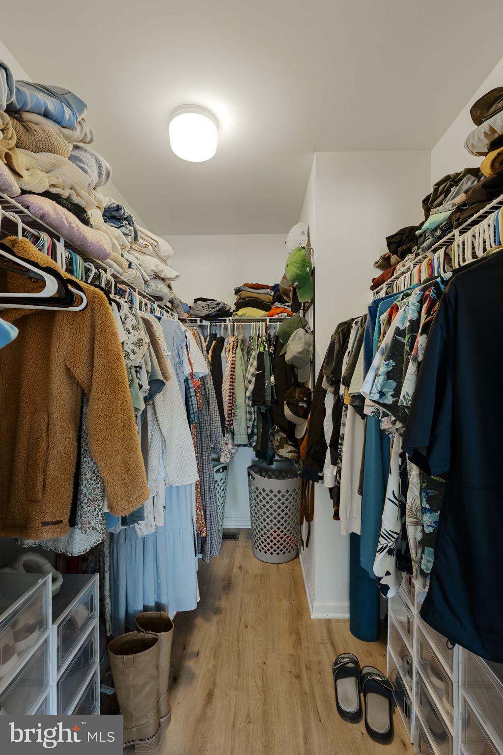 DENVER HEIGHTS - Residential