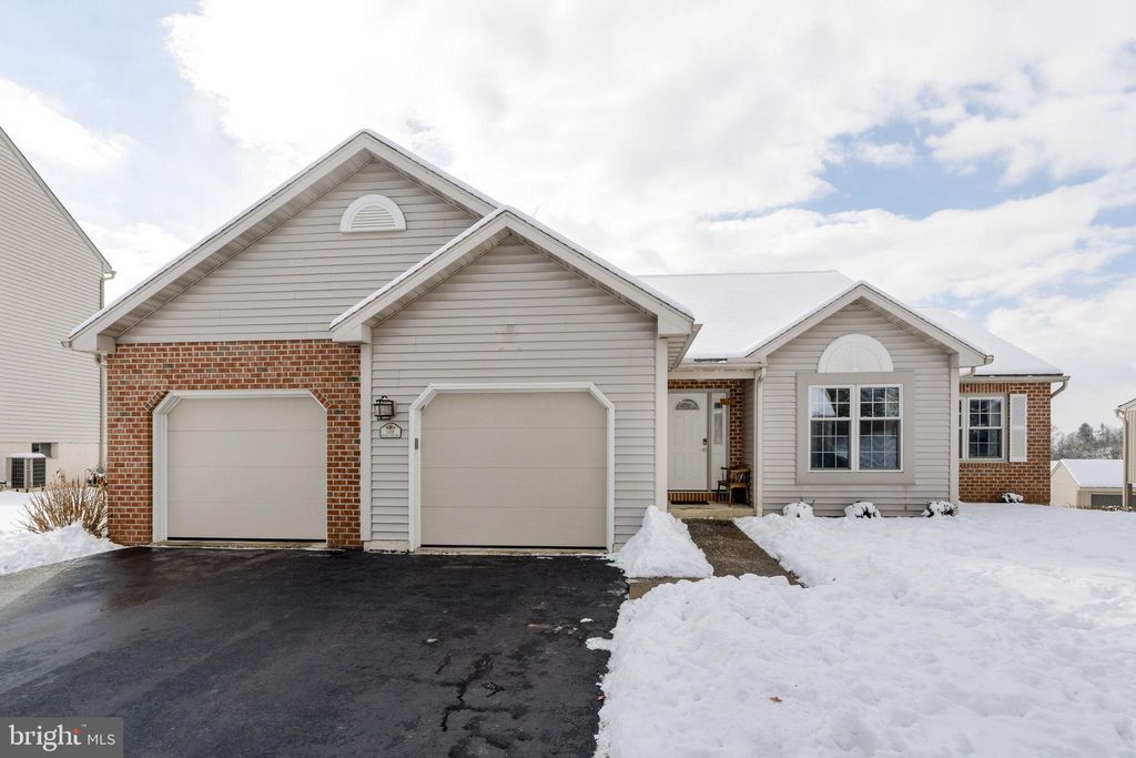 Photo of 224 Willow Drive, DENVER, PA 17517 (MLS # PALA2082326)